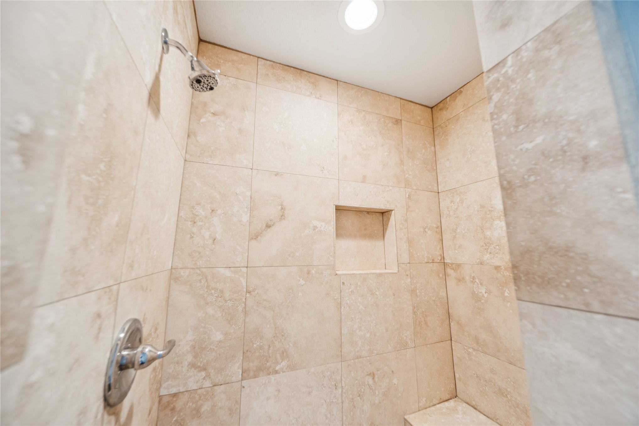 3023 E 89th Place Property Photo 14