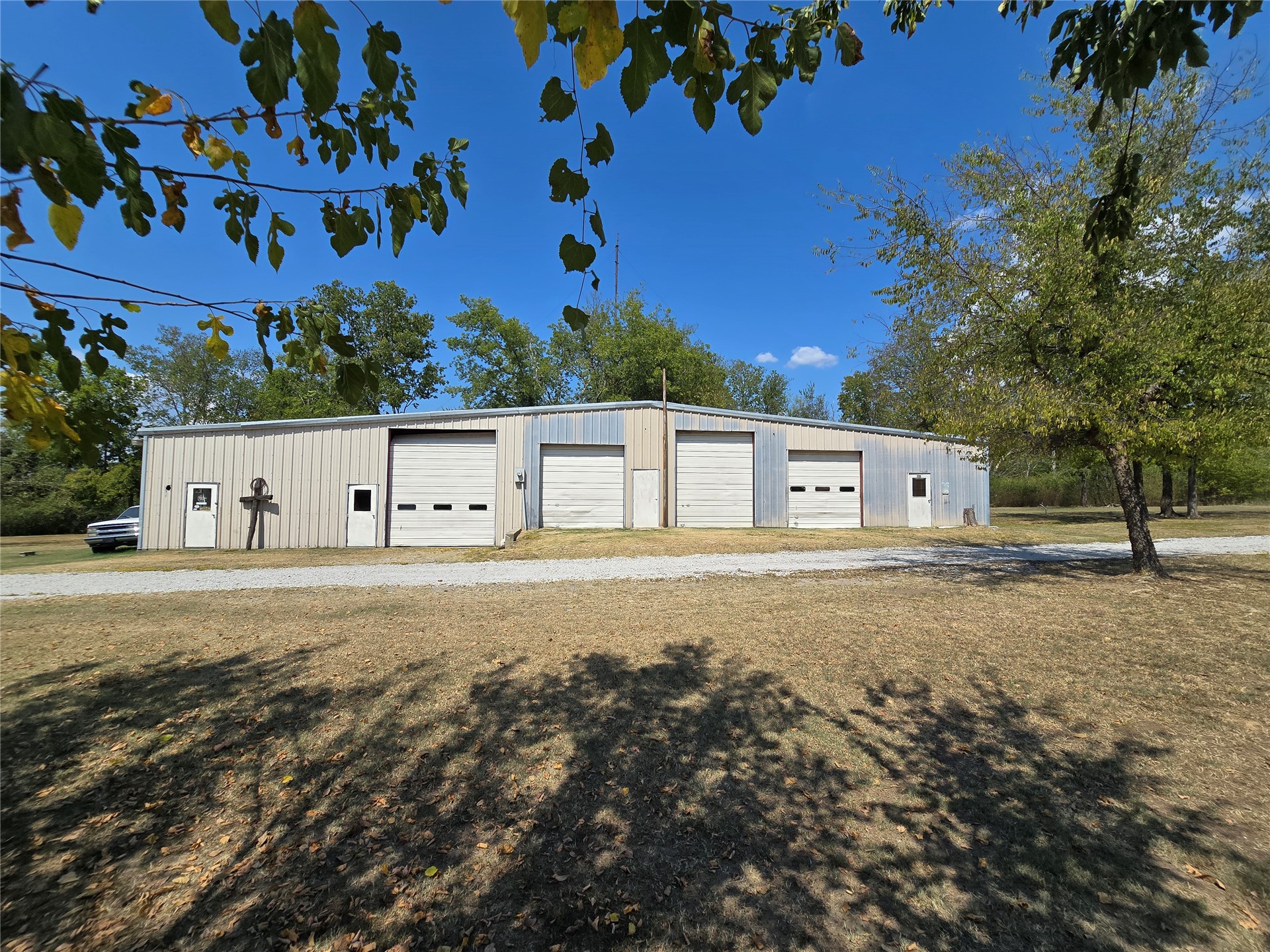 20656 S 4180 Road Property Photo 3