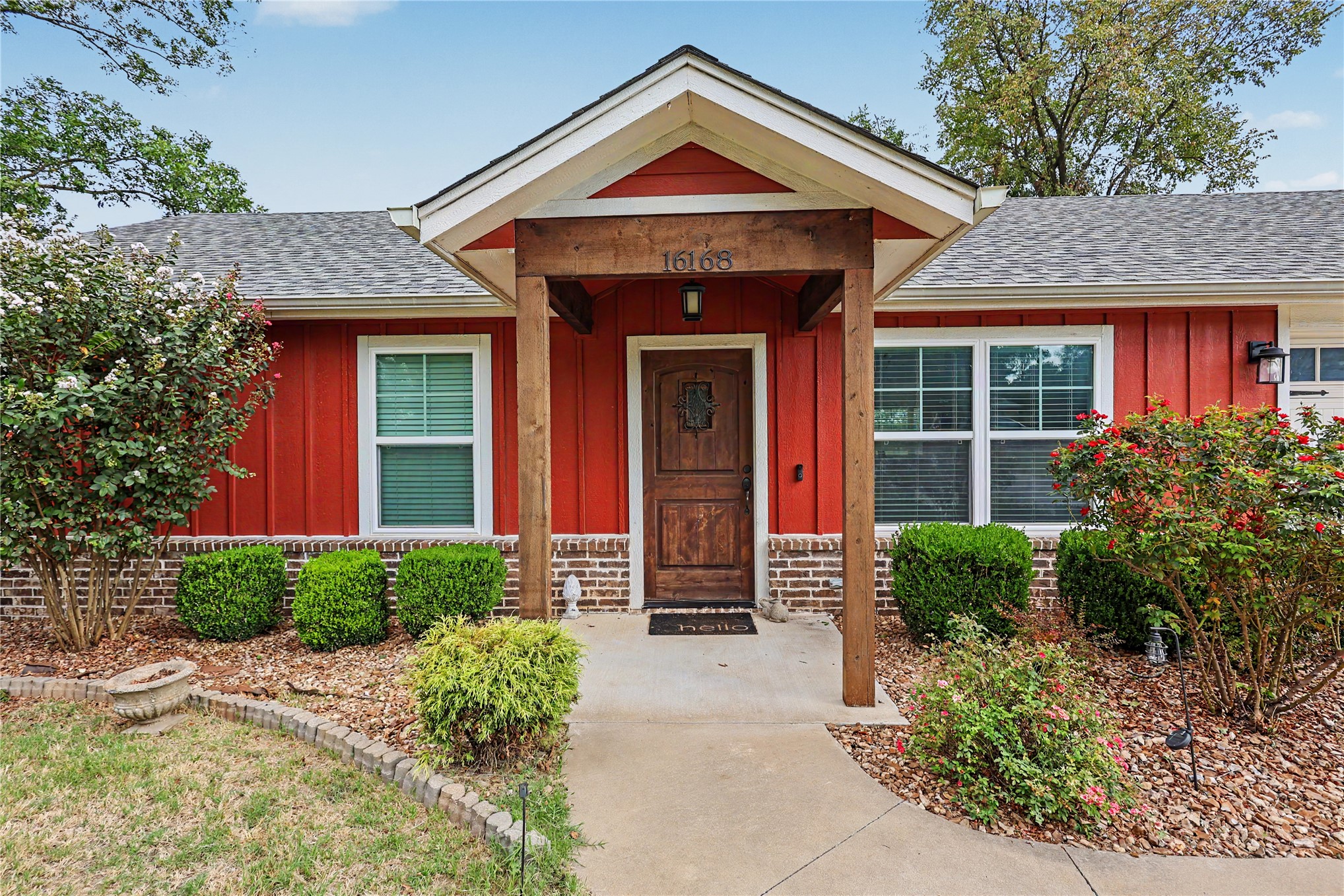 16168 Spring Meadow Drive Property Photo 5