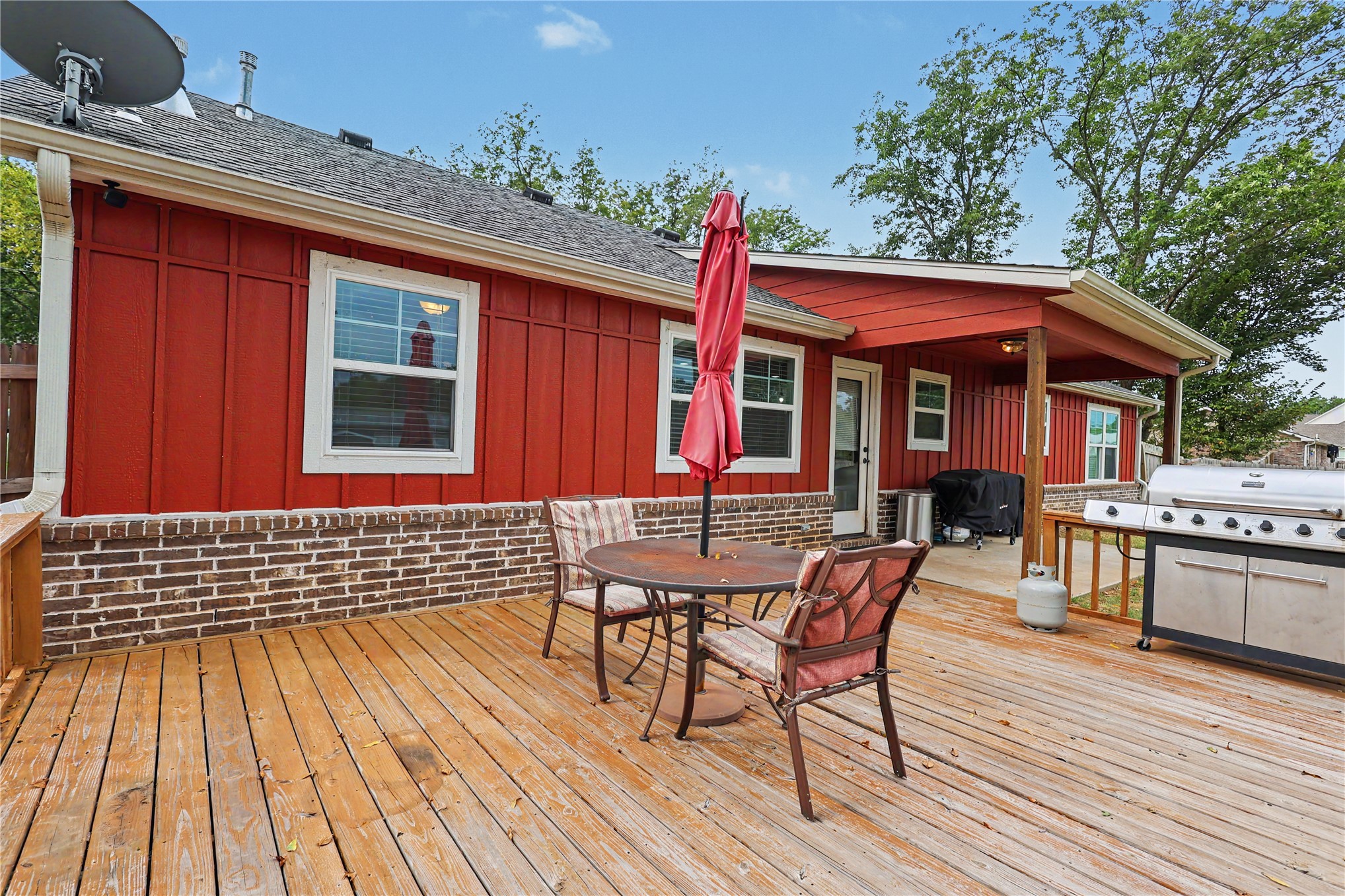 16168 Spring Meadow Drive Property Photo 58