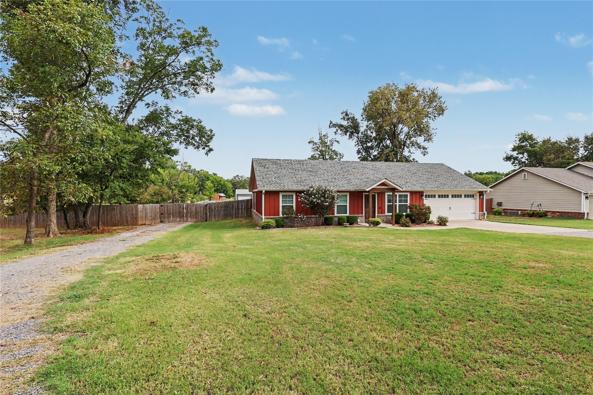 16168 Spring Meadow Drive Property Photo 82