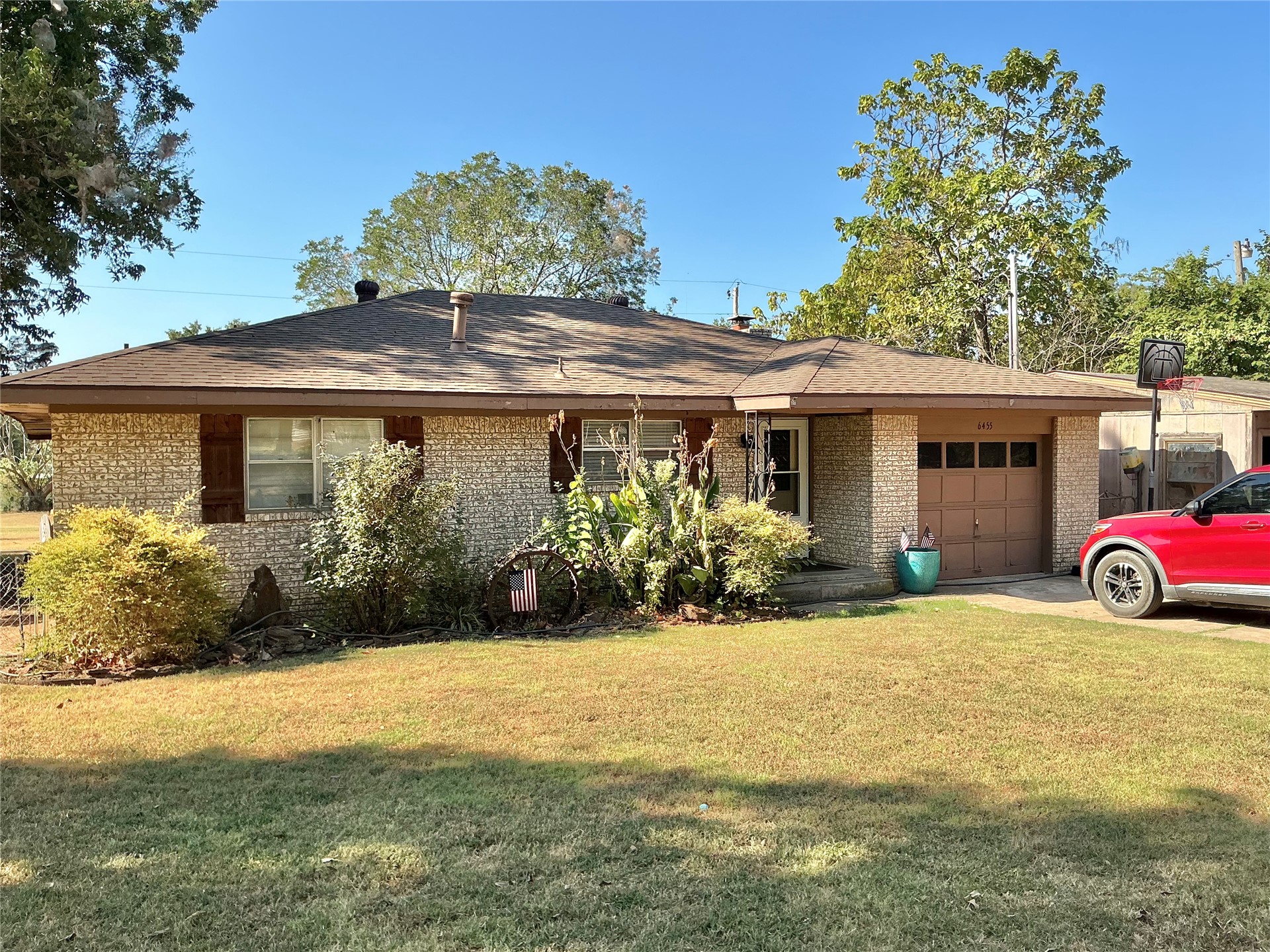 6455 Kifer Avenue Property Photo 1