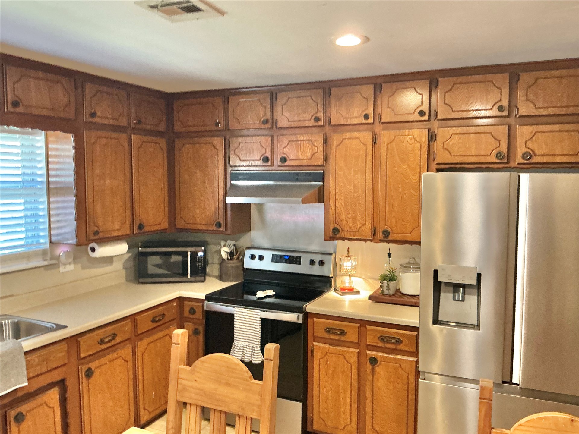 6455 Kifer Avenue Property Photo 4