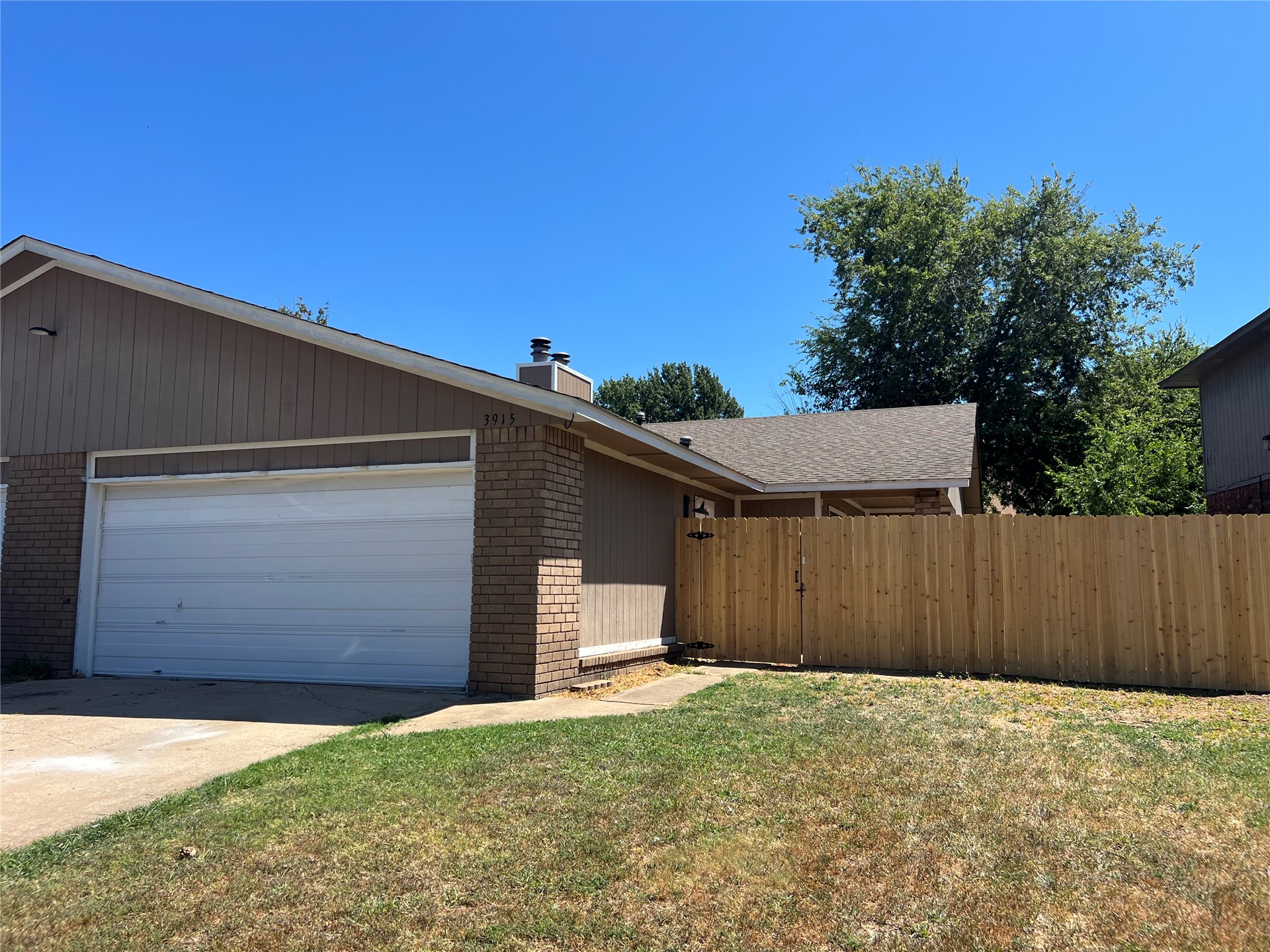 3915 S 131st East Avenue W Property Photo 1