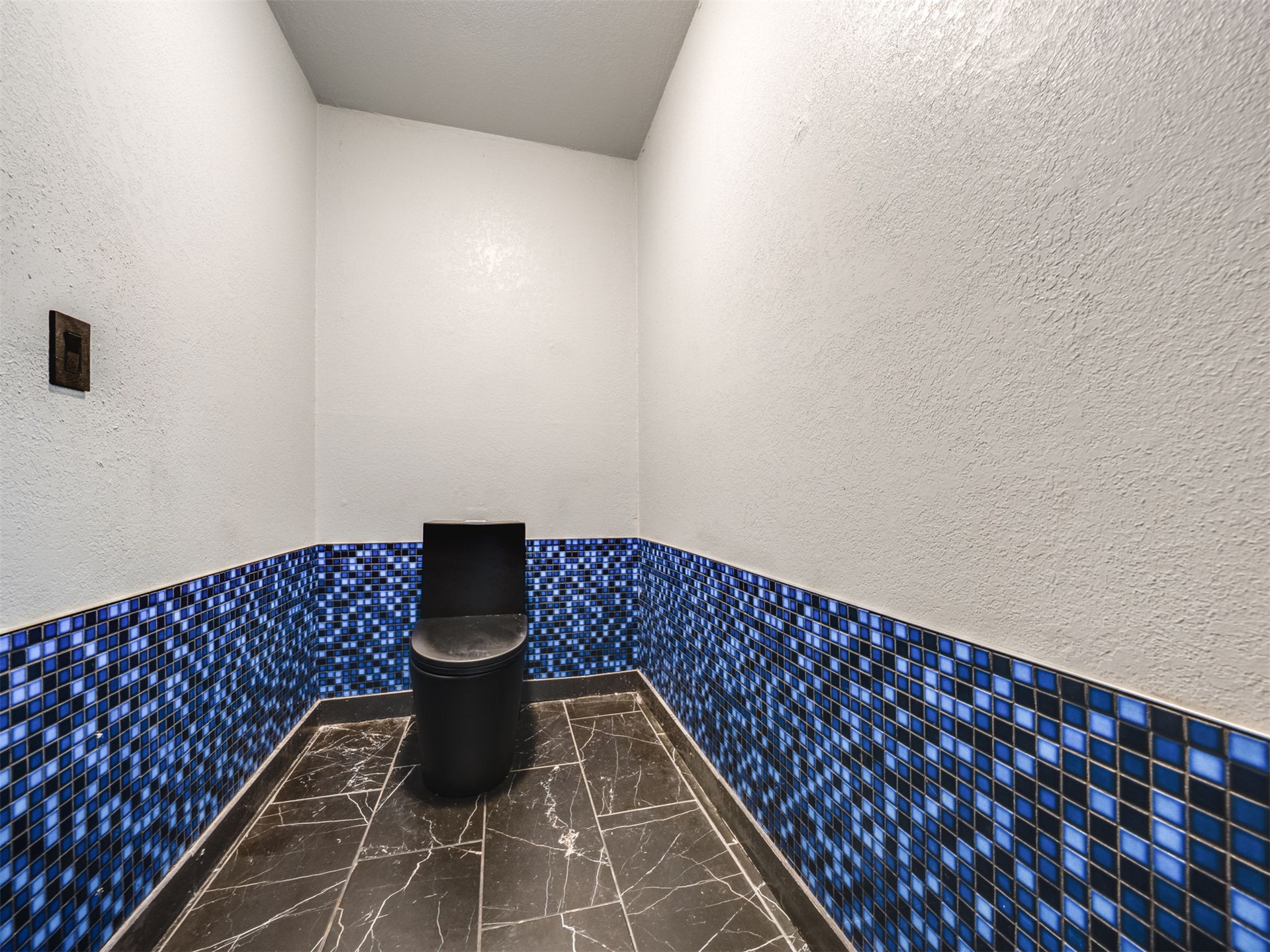 1825 N Xenophon Avenue Property Photo 20