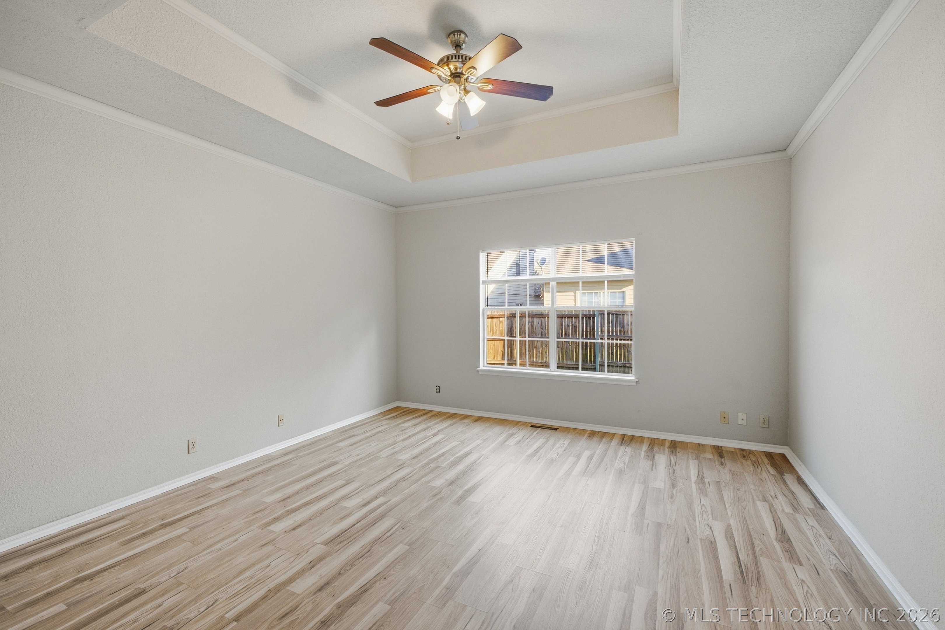 3005 E 90th Place Property Photo 13