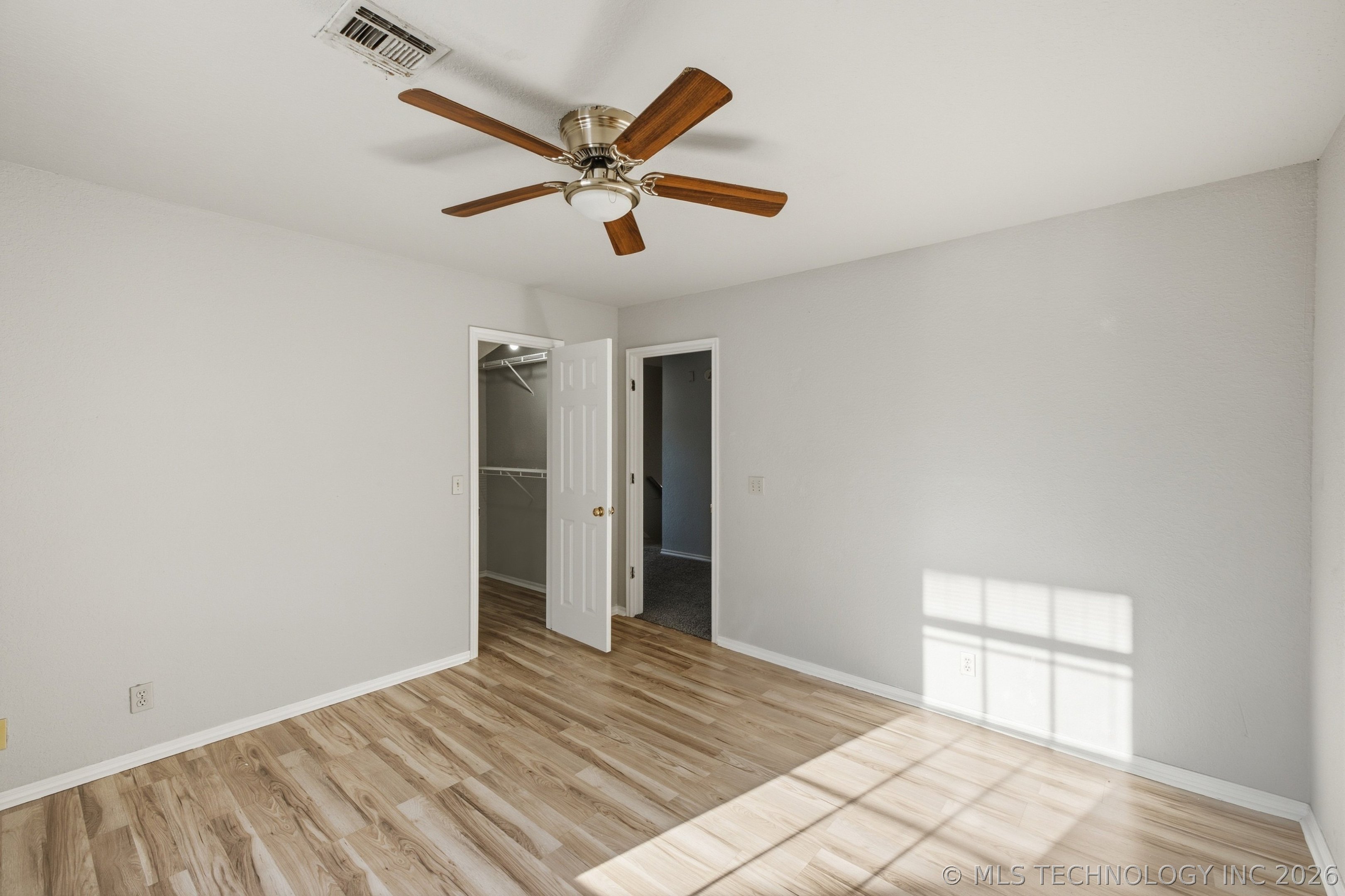 3005 E 90th Place Property Photo 22