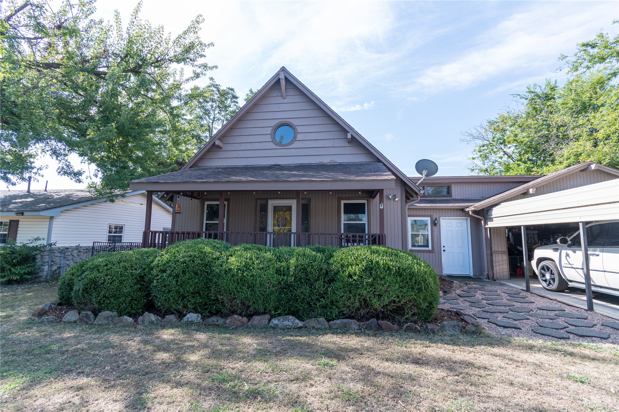 1415 W Bert Street Property Photo 2