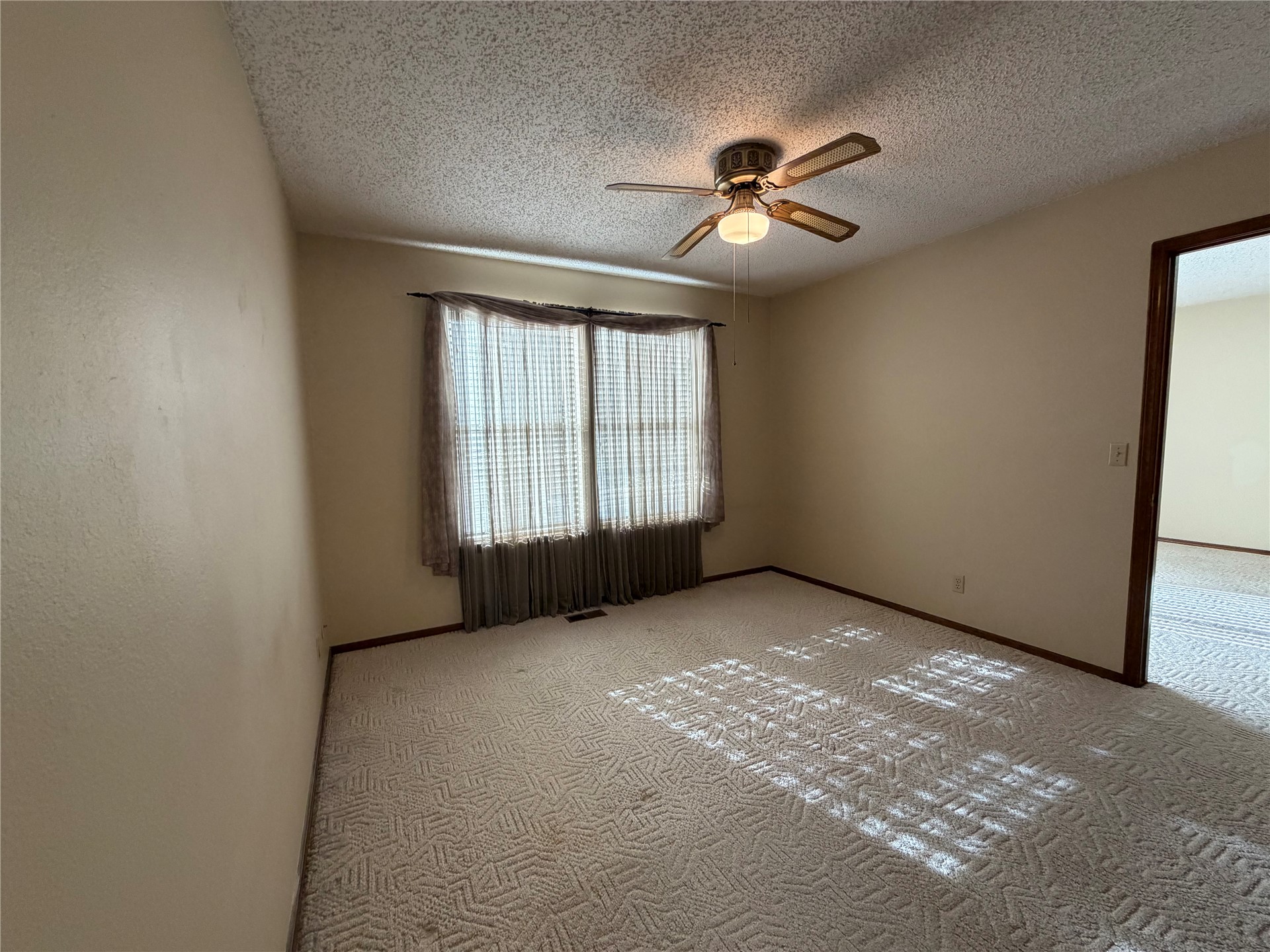 5243 Nowata Road I-103 Property Photo 8