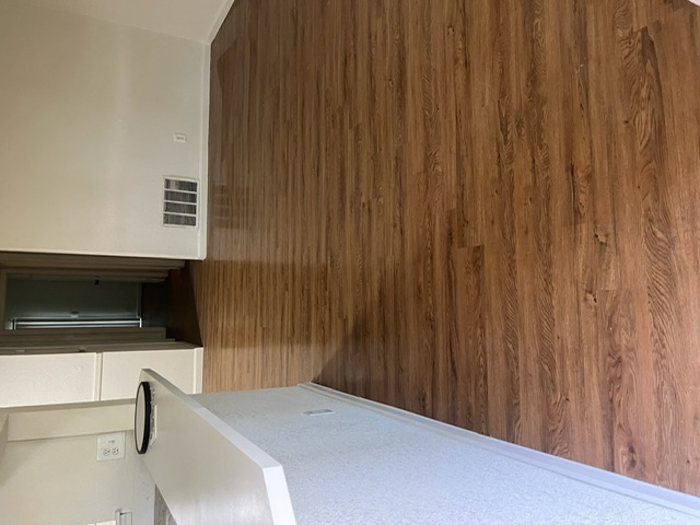 2032 S Phoenix Avenue Property Photo 13