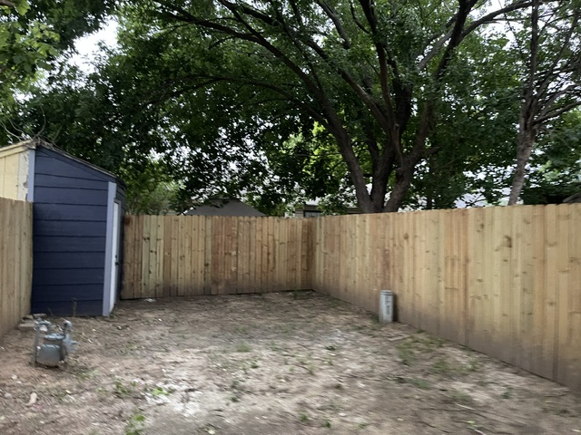 2032 S Phoenix Avenue Property Photo 24