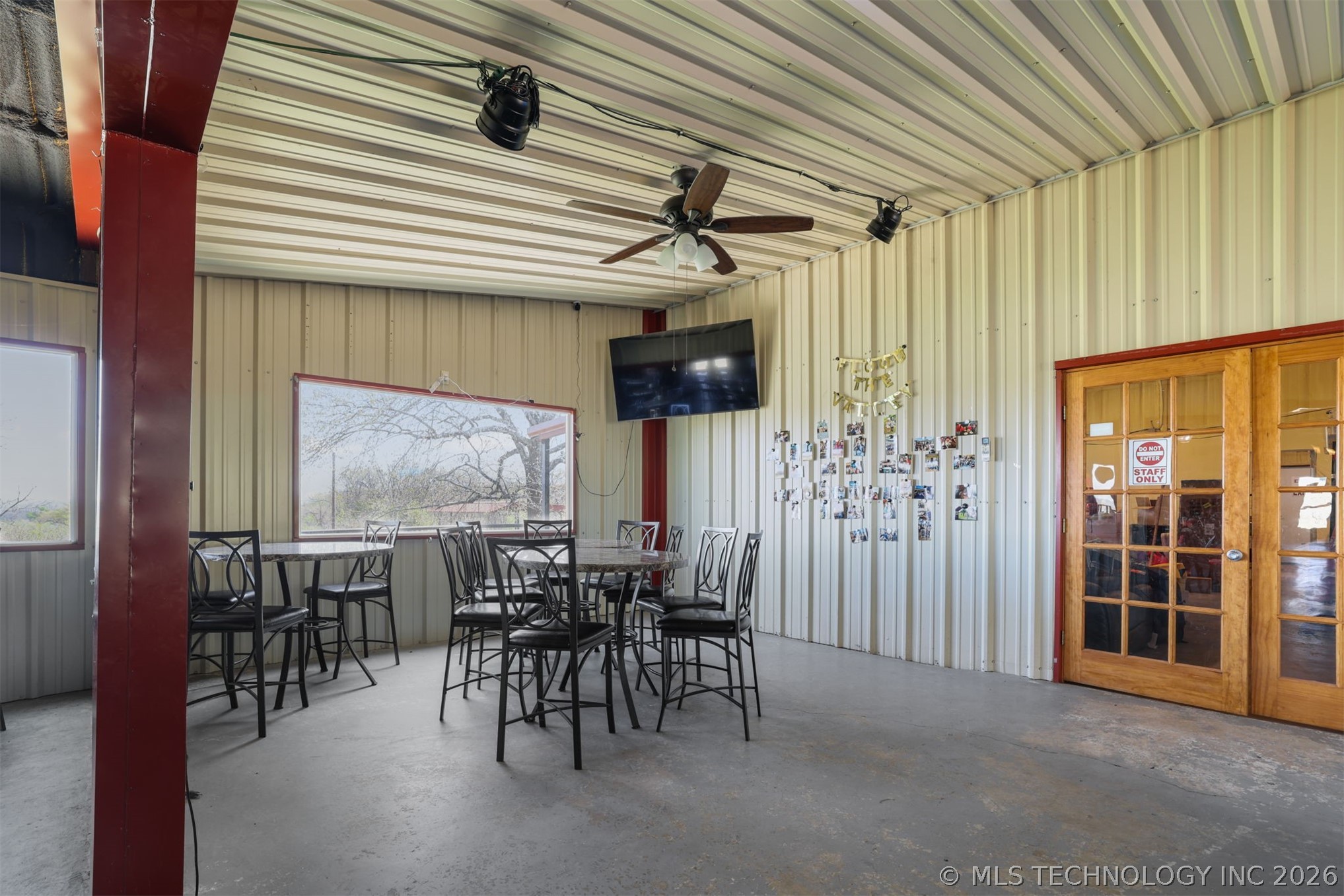 3565 Sawmill Road Property Photo 13