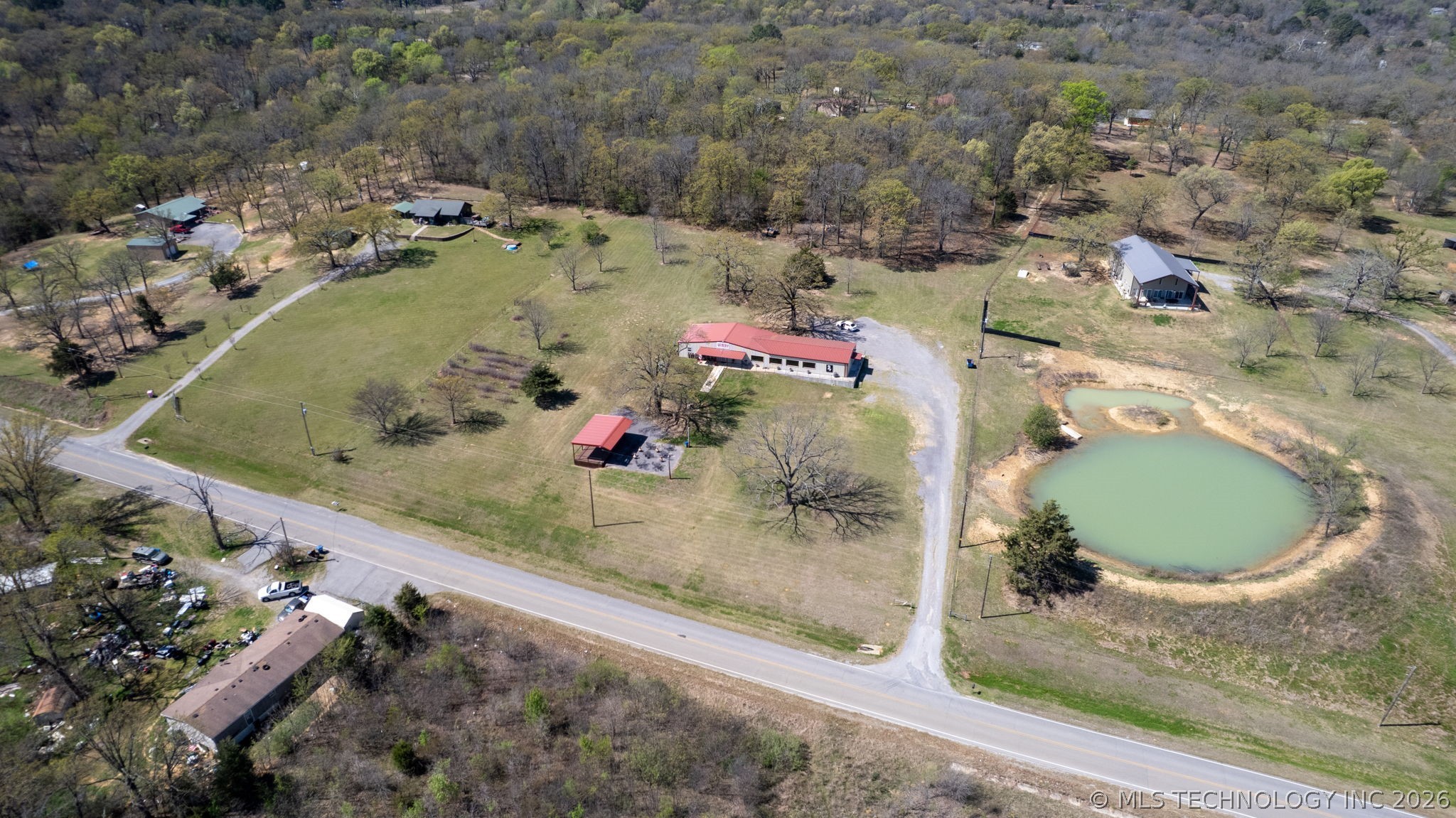 3565 Sawmill Road Property Photo 24