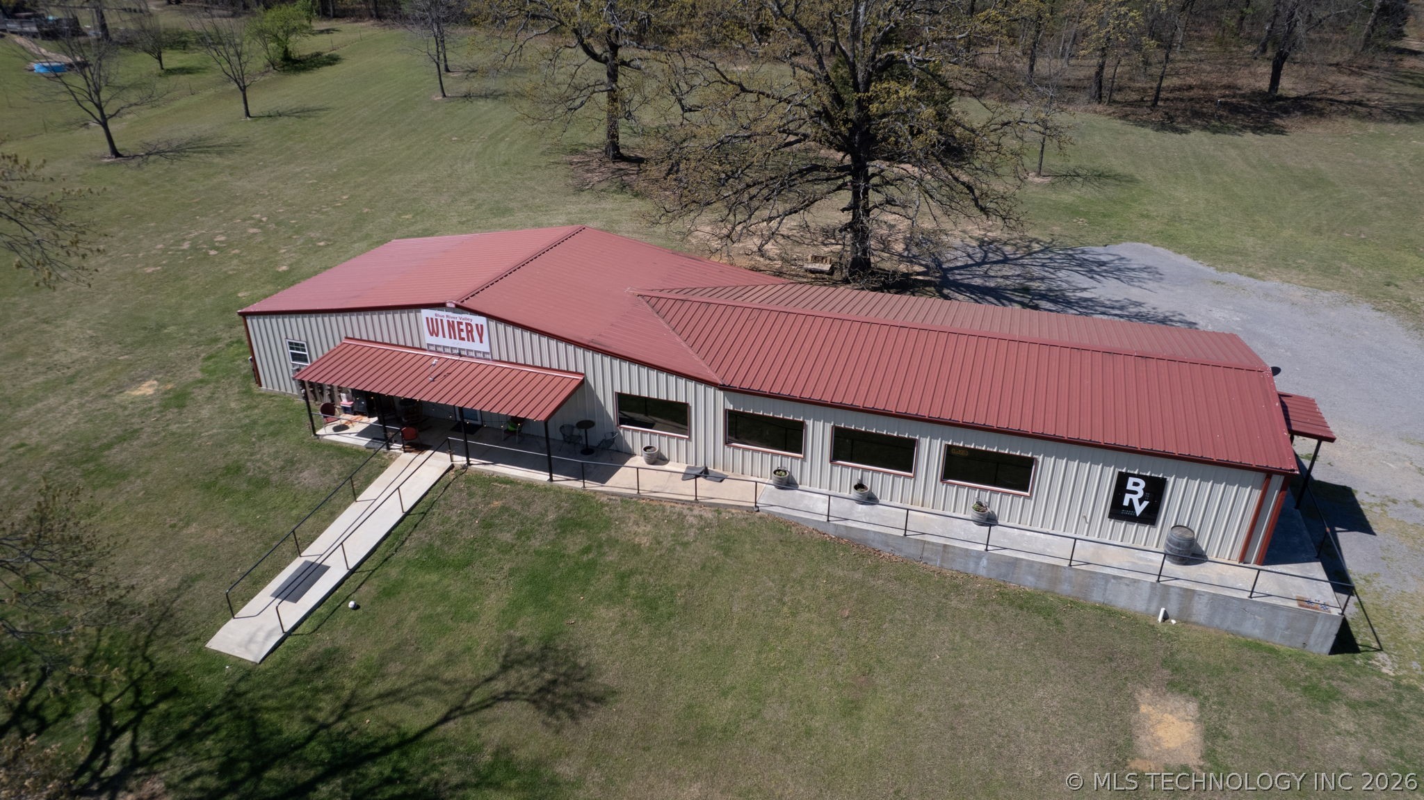 3565 Sawmill Road Property Photo 27