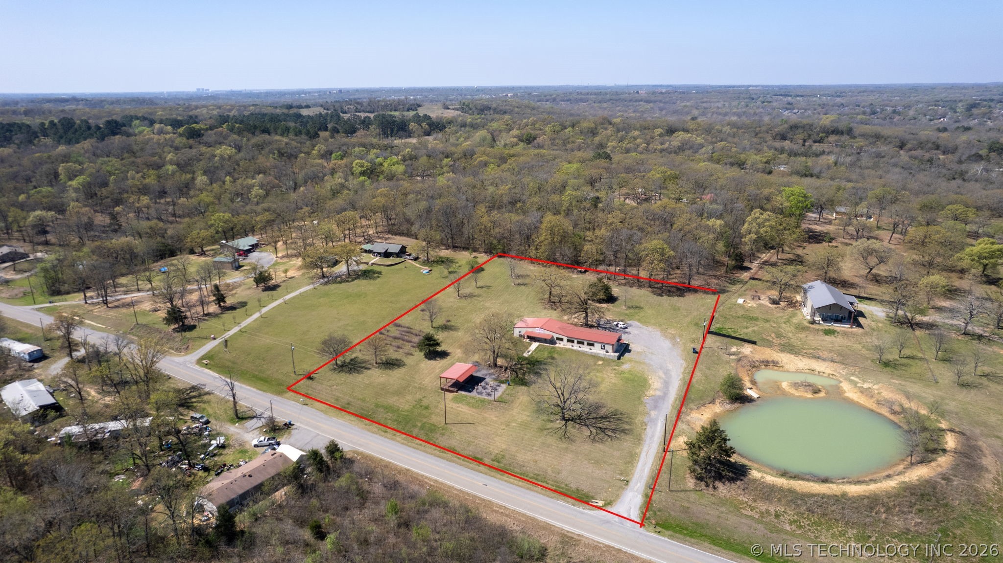 3565 Sawmill Road Property Photo 32