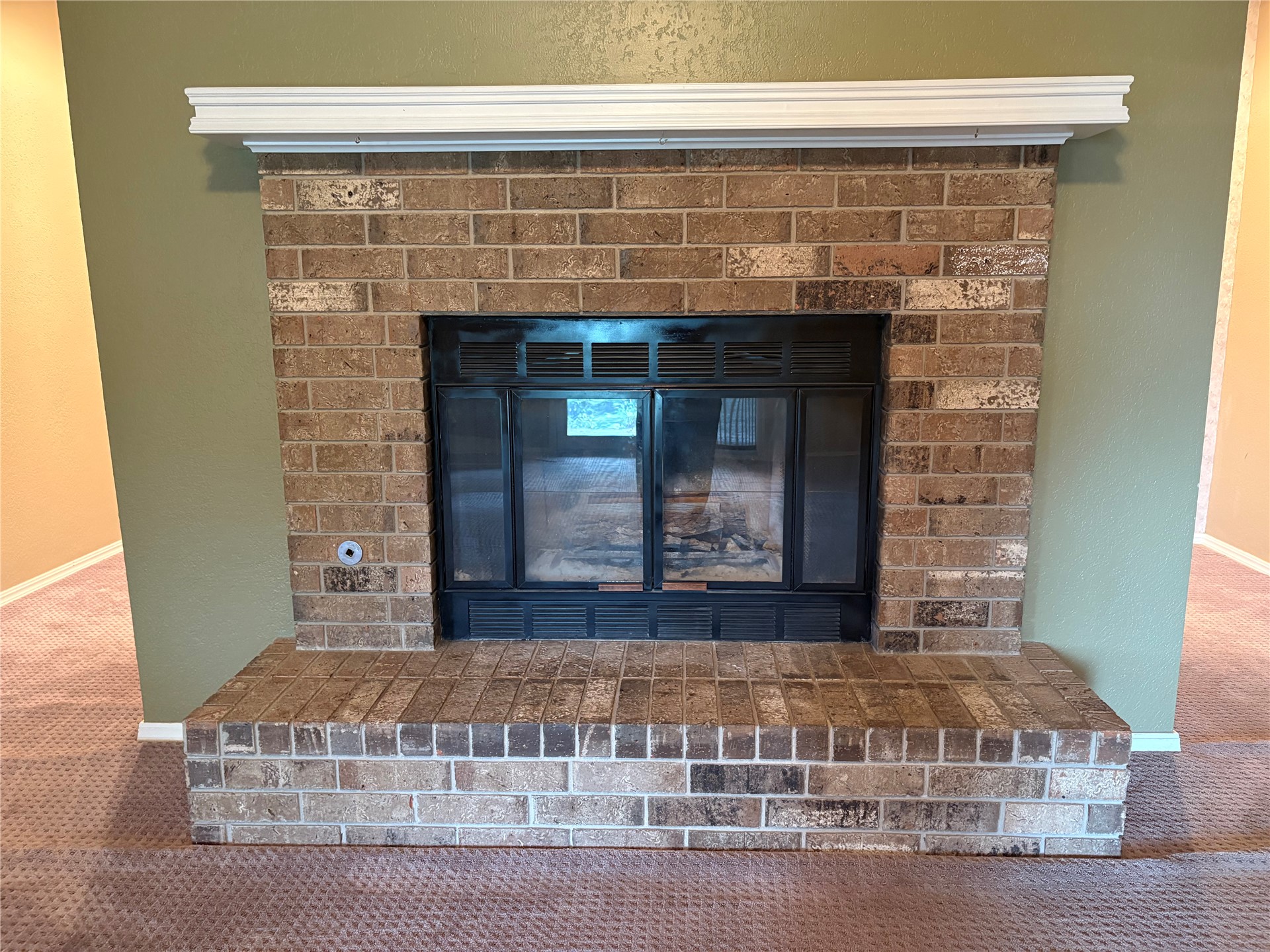 618 S Timberridge Dr Drive S Property Photo 8