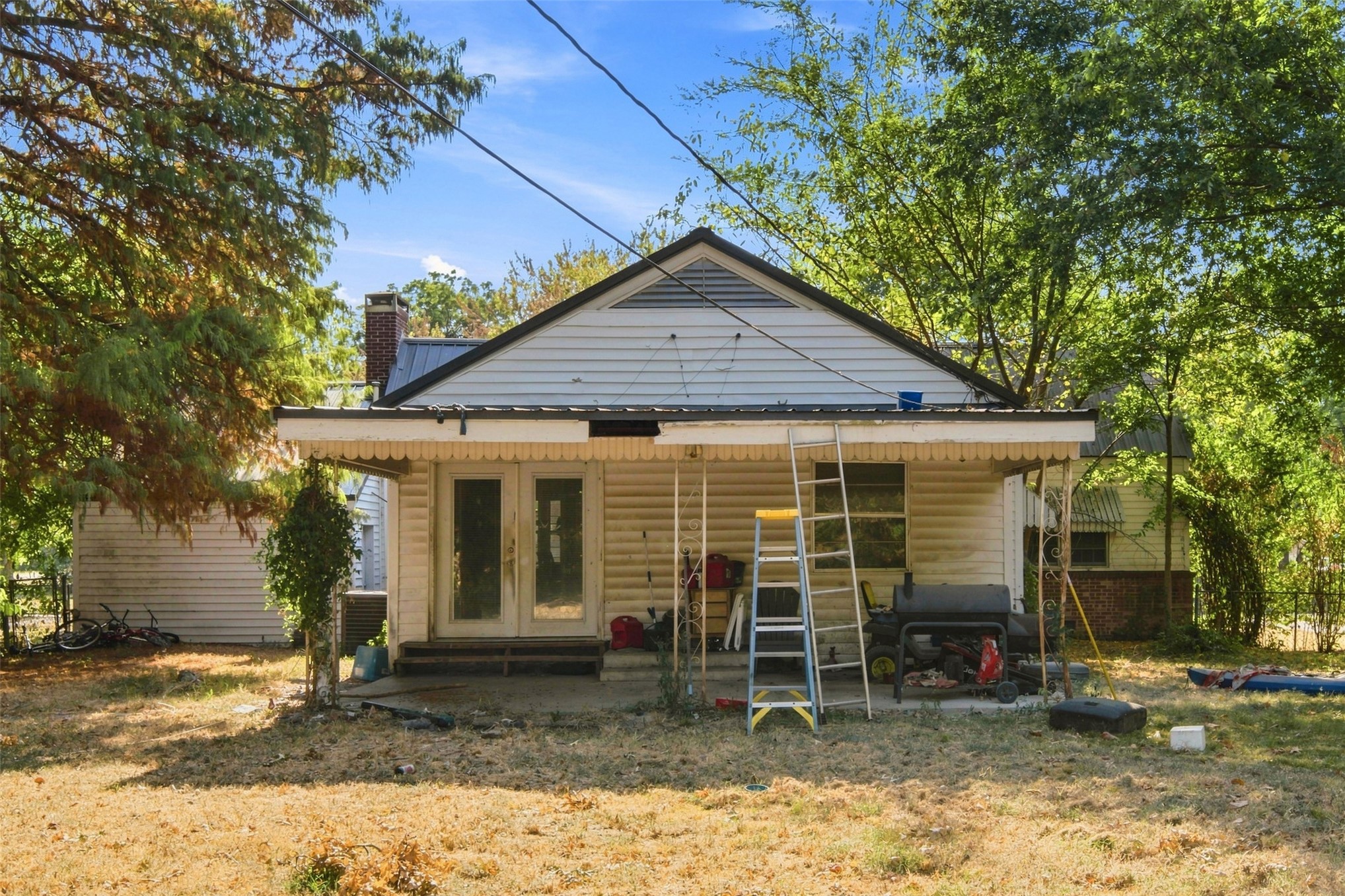 109 S Brown Street Property Photo 3