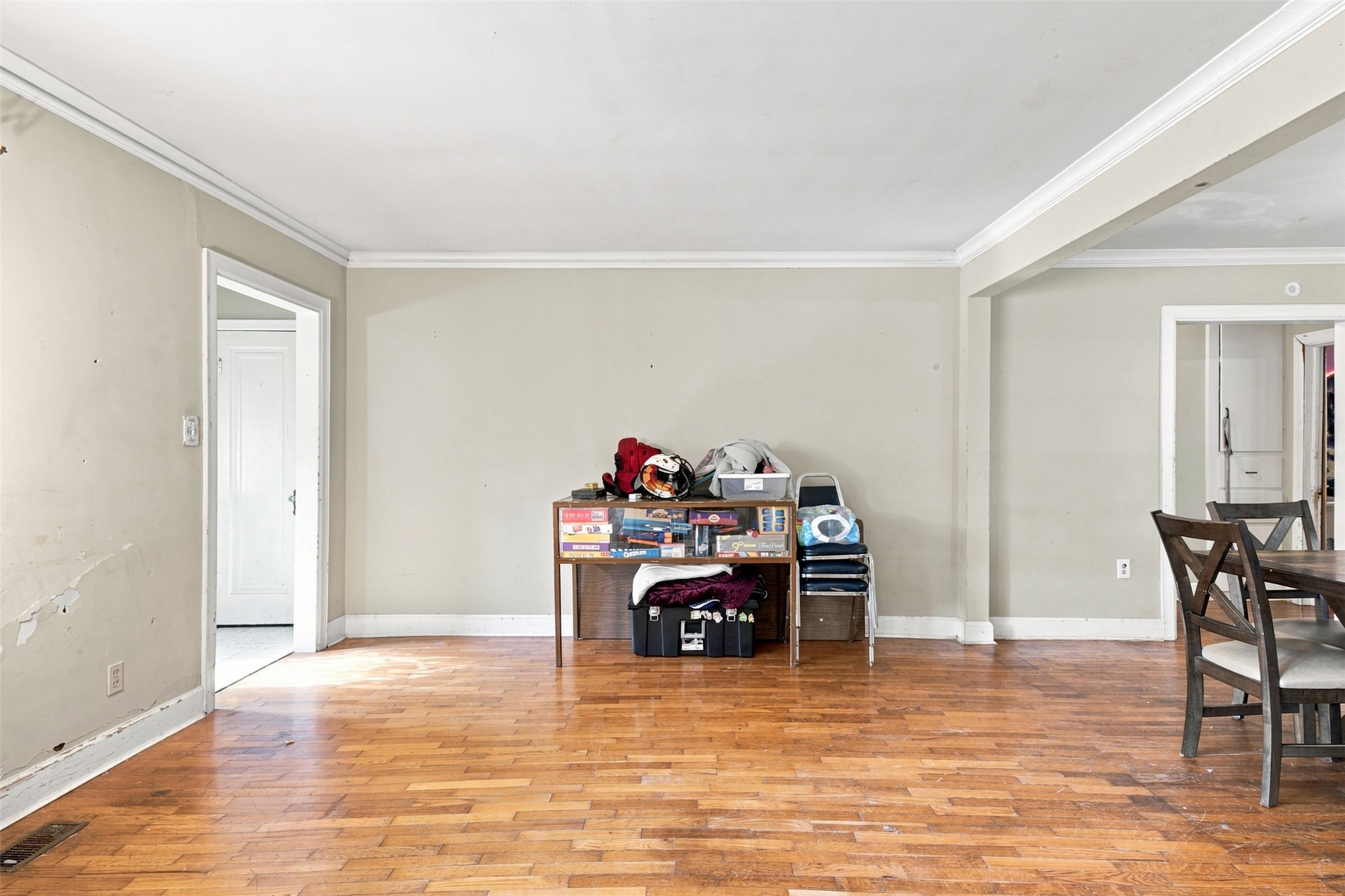 109 S Brown Street Property Photo 6