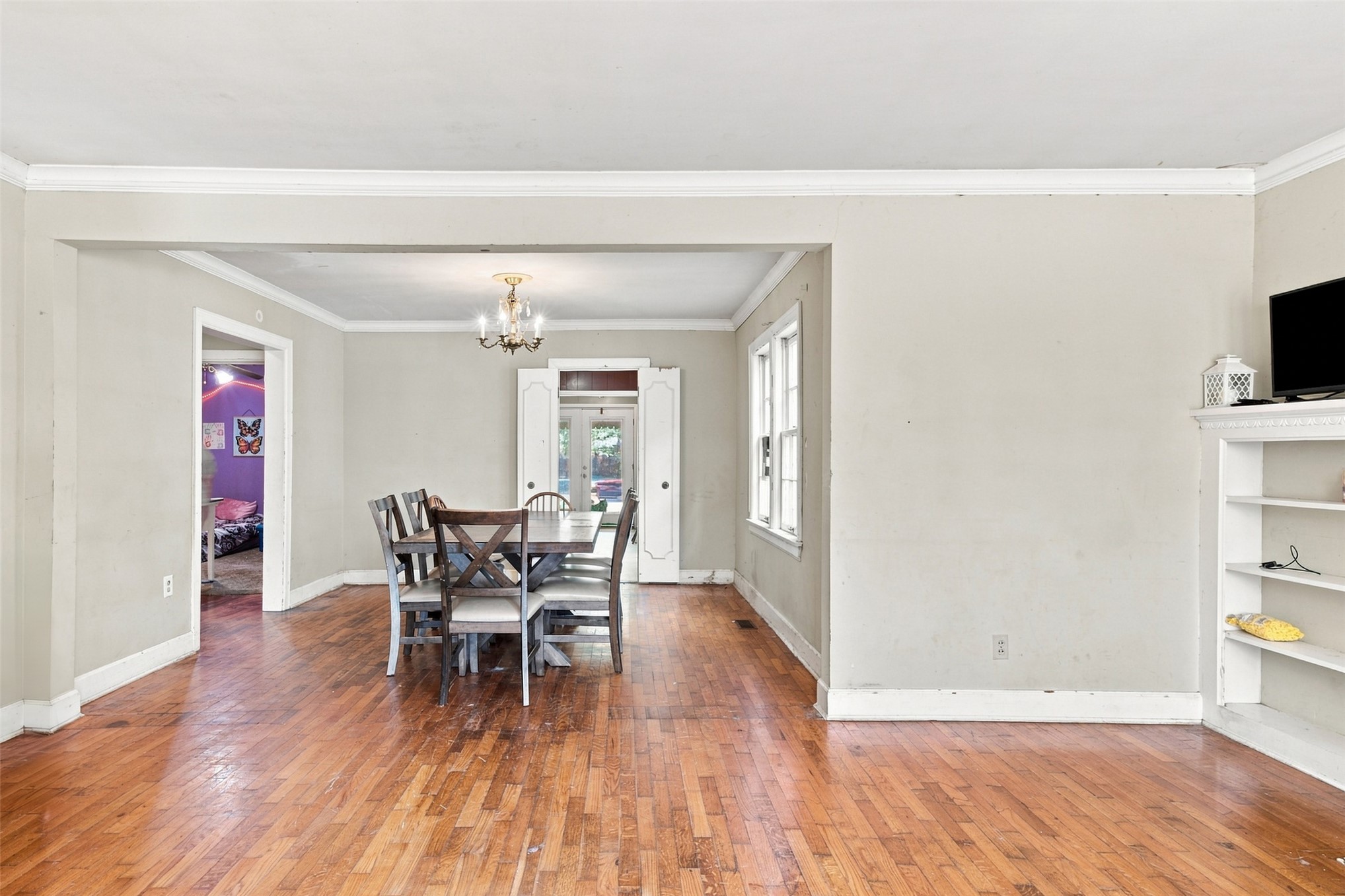 109 S Brown Street Property Photo 7