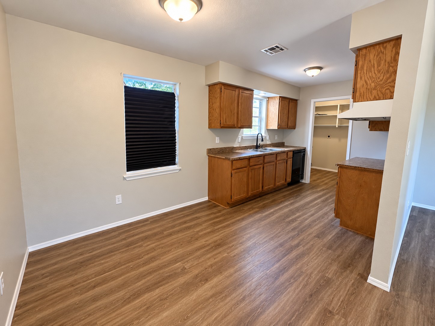 100 Race Avenue Property Photo 5