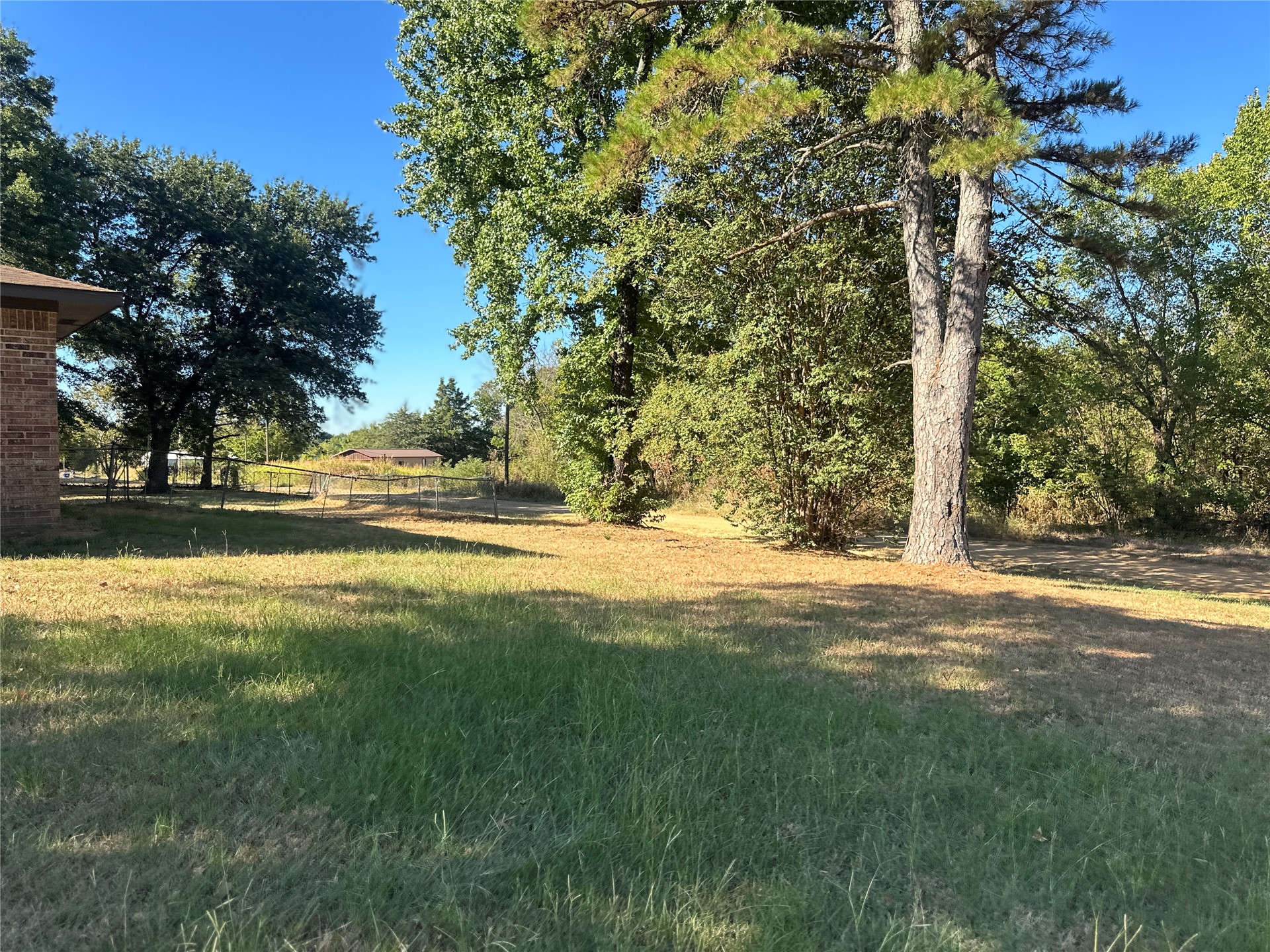 100 Race Avenue Property Photo 23