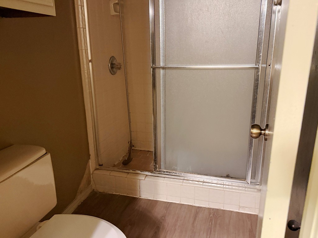 400 S Hemlock Avenue Property Photo 15