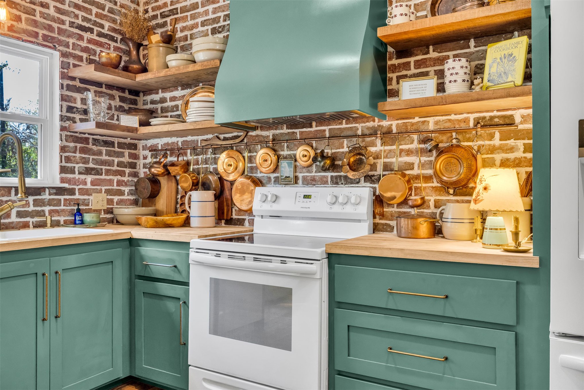 2633408 Property Photo 22