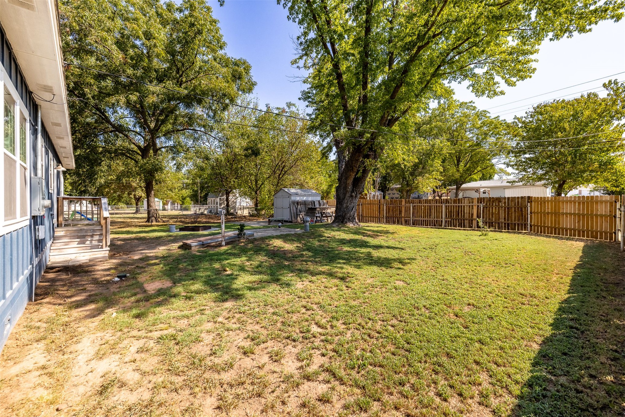 2633408 Property Photo 42