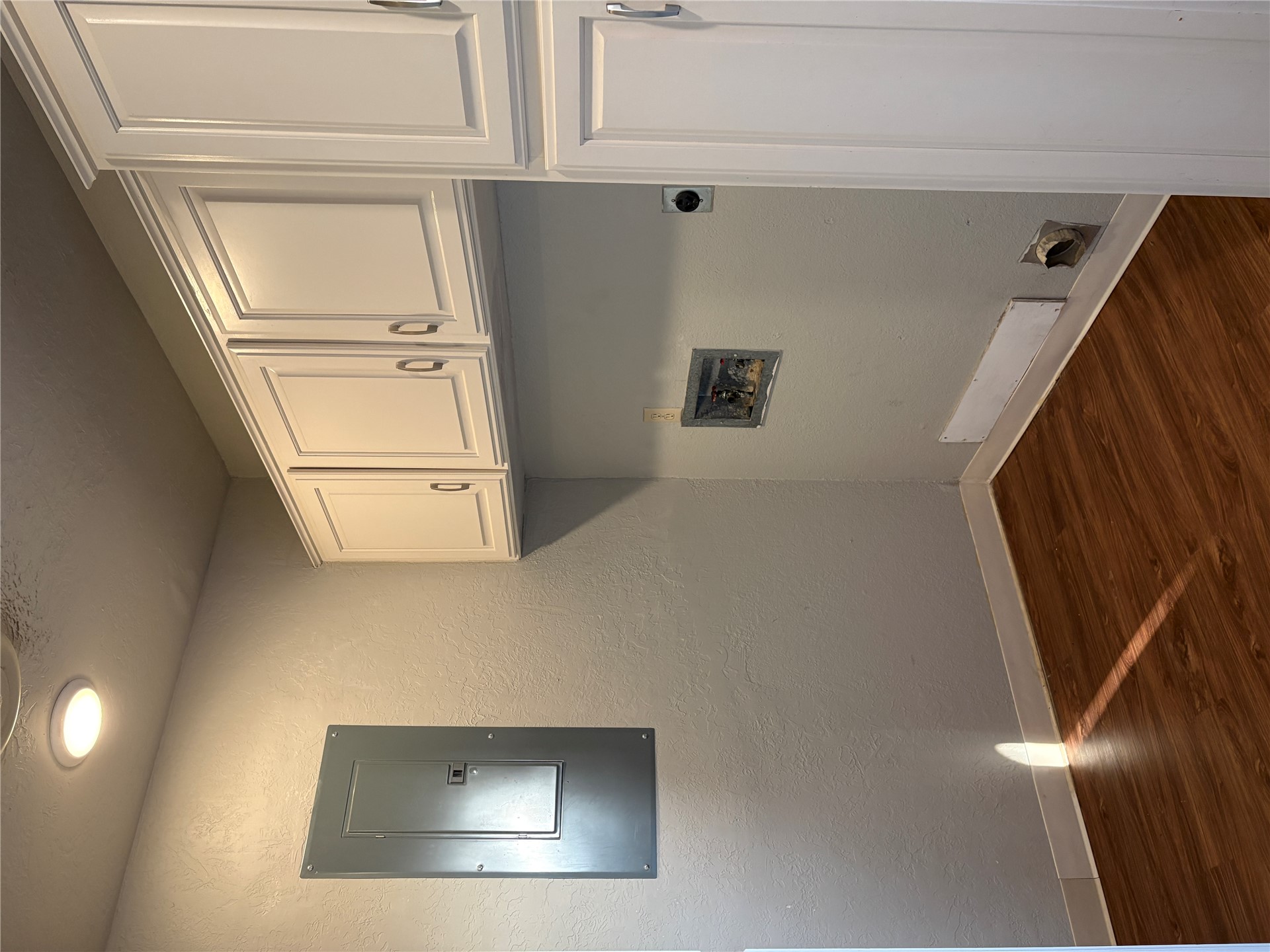 1432 S Stoneridge Manor Property Photo 3