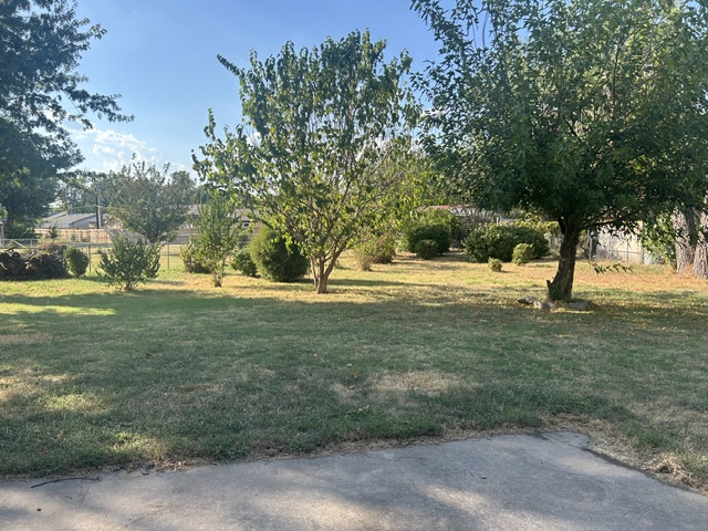 10817 E 26th Place Property Photo 2