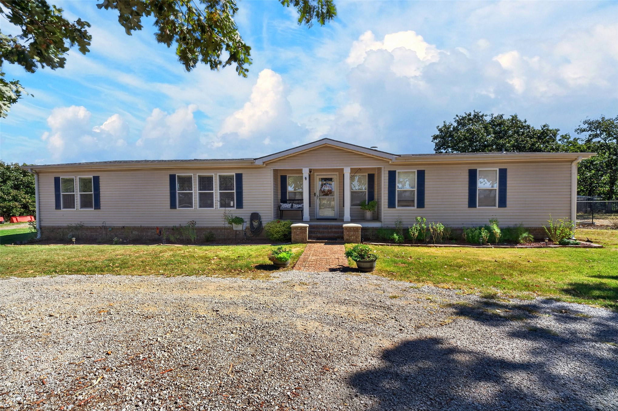 8538 Us Highway 60 Highway Property Photo 1