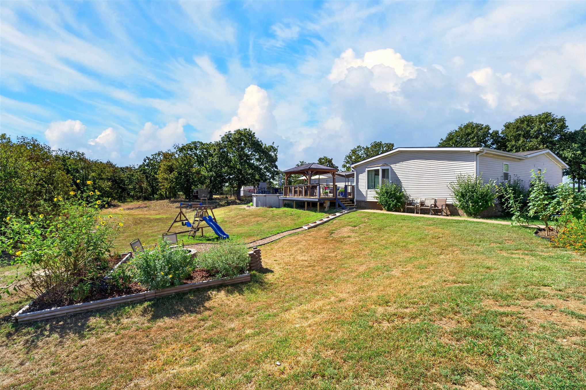 8538 Us Highway 60 Highway Property Photo 49