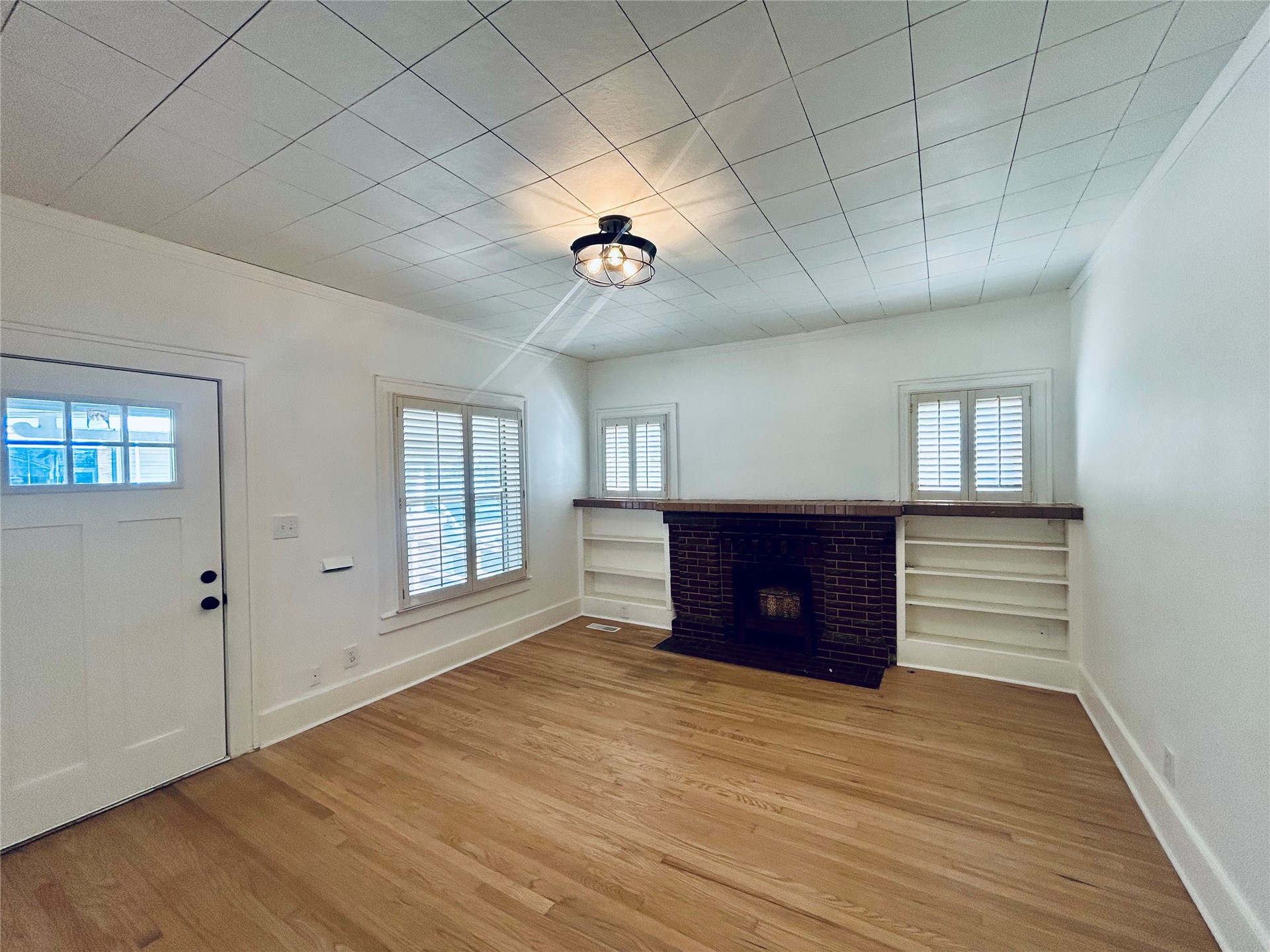1020 S Quincy Avenue Property Photo 3