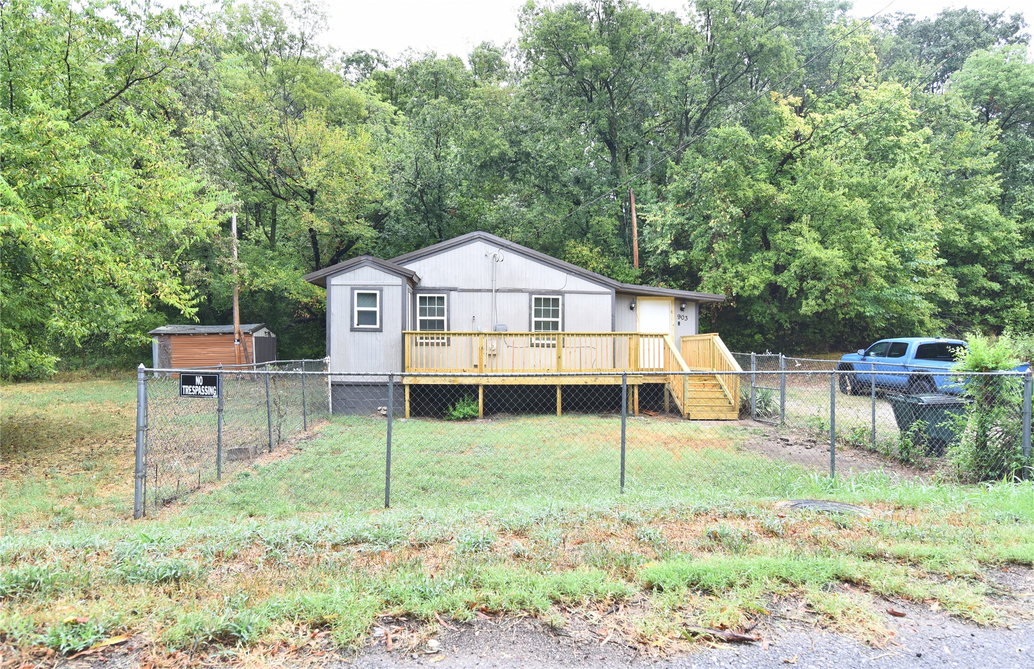 903 N Industrial Avenue Property Photo 1