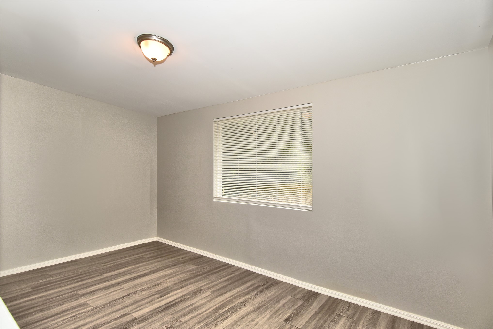 903 N Industrial Avenue Property Photo 15