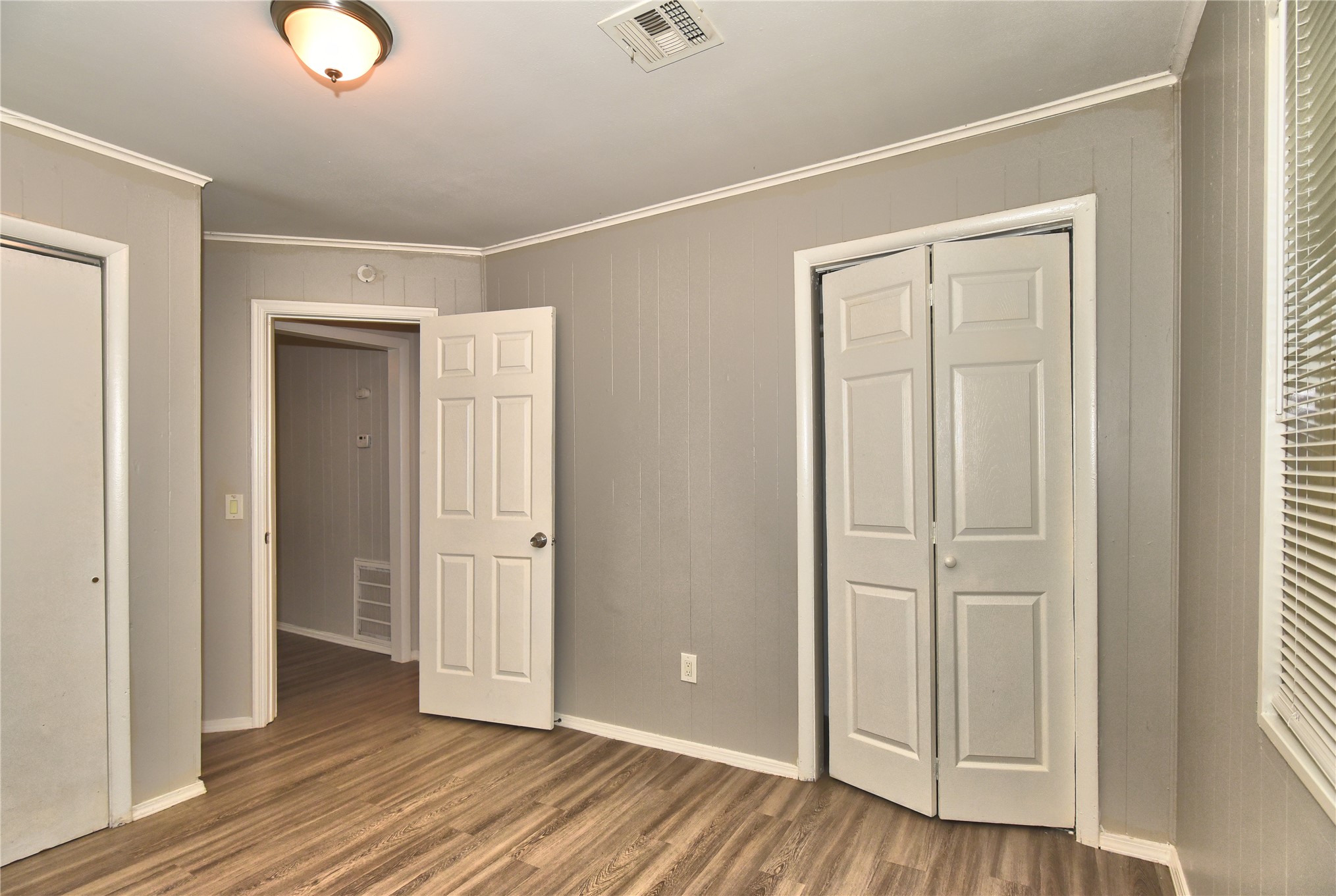 903 N Industrial Avenue Property Photo 17