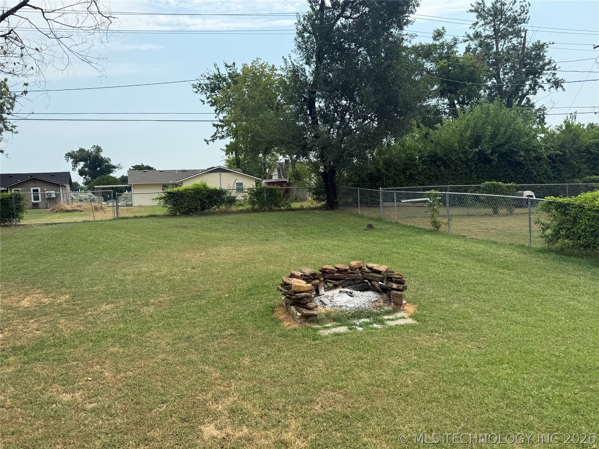 700 Perdue Avenue Property Photo 7