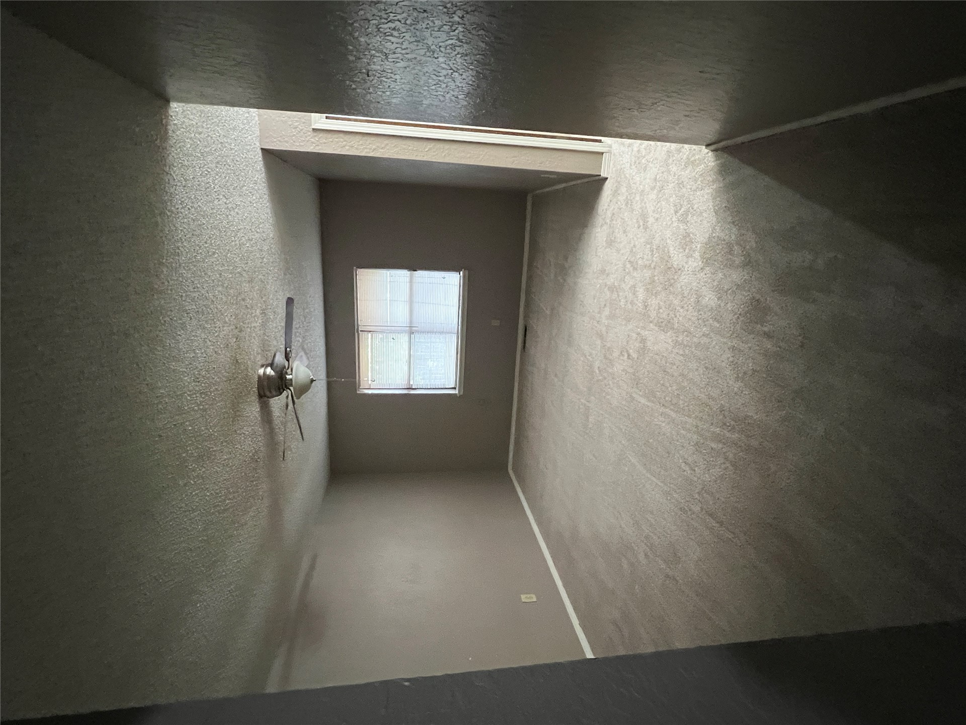 1000 S Redbud Avenue Property Photo 15