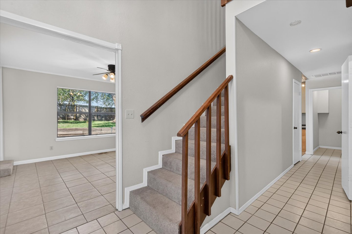 223 Se Quail Ridge Loop Property Photo 3