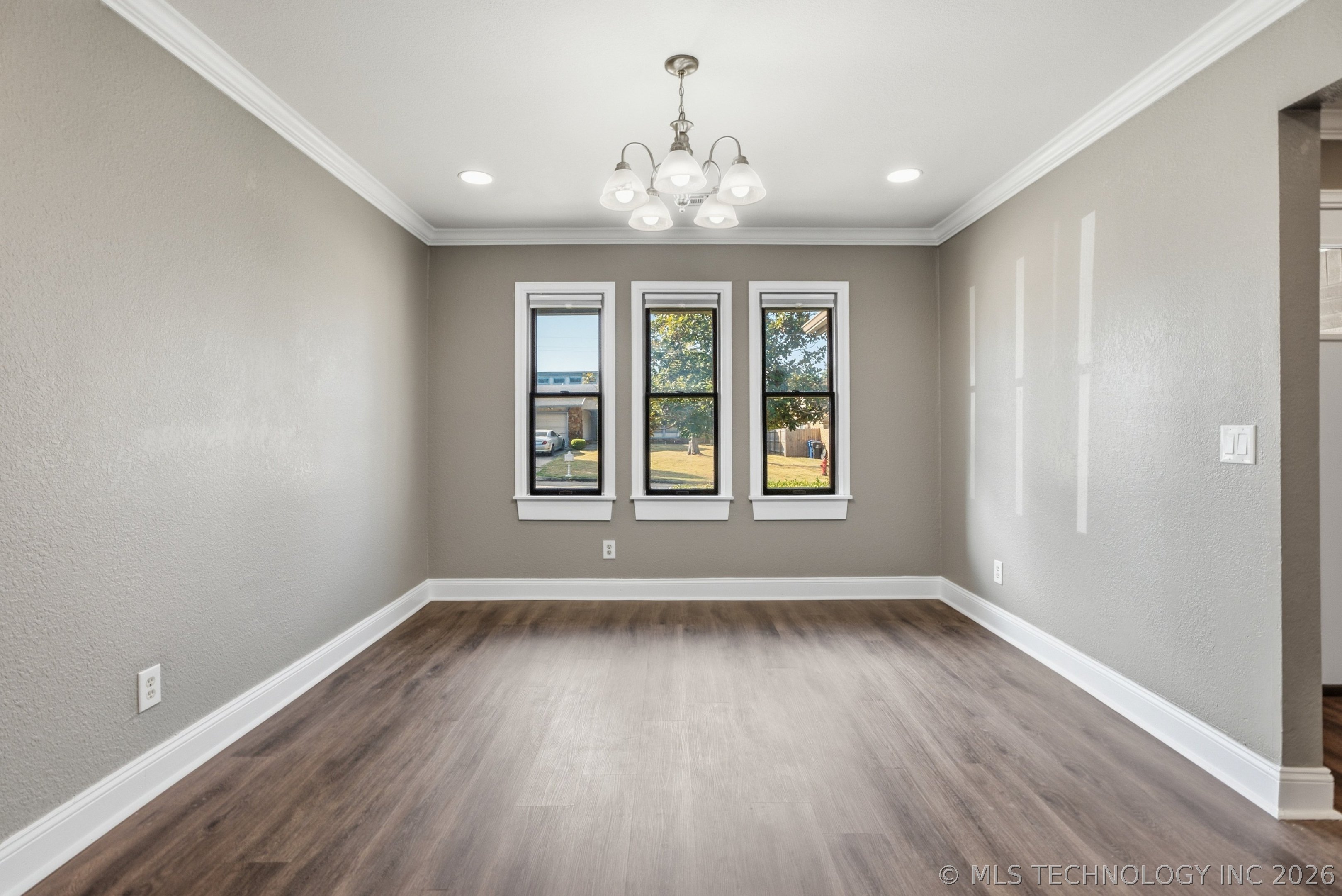 1604 W Pittsburg Street Property Photo 17