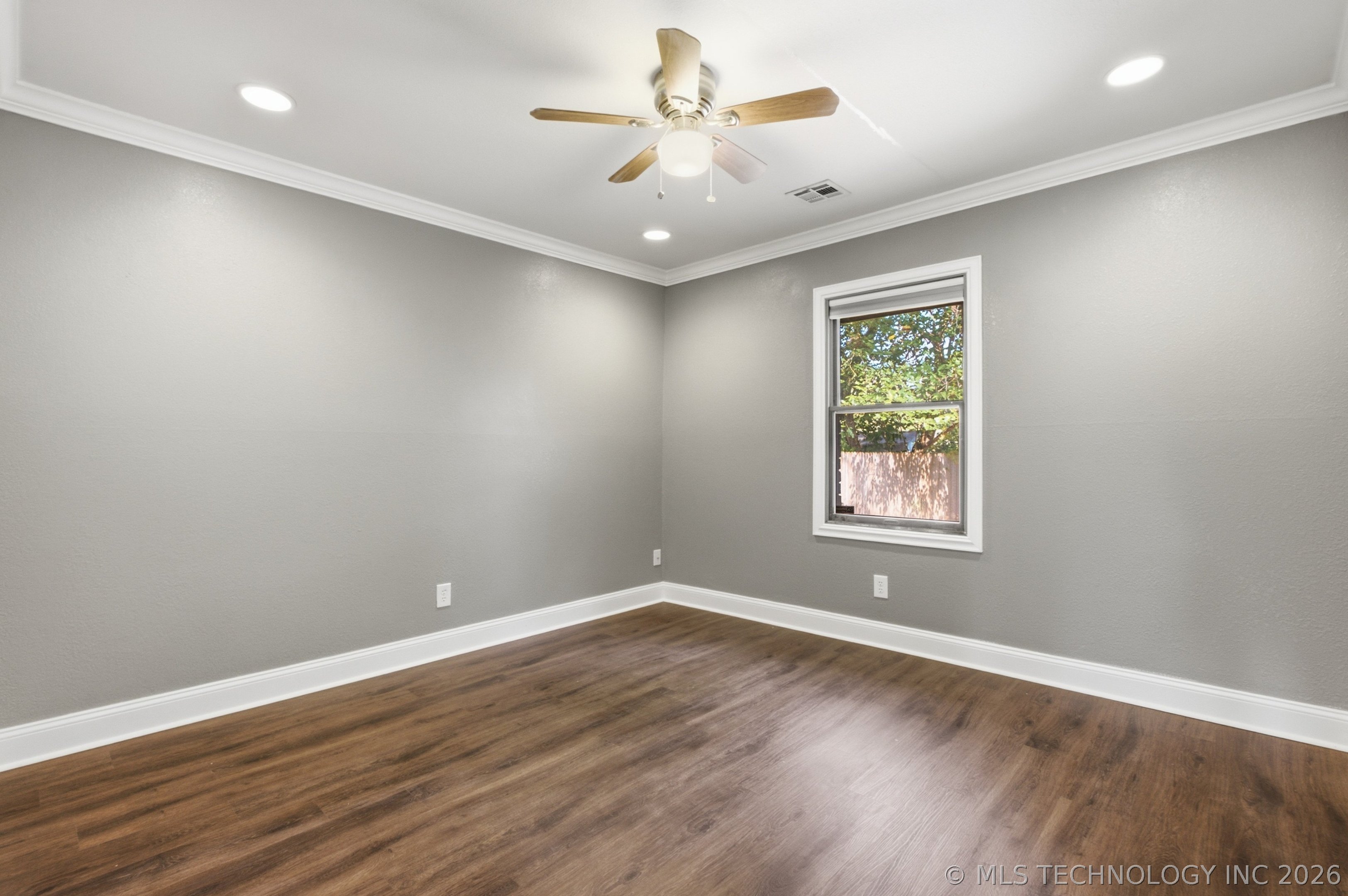 1604 W Pittsburg Street Property Photo 28