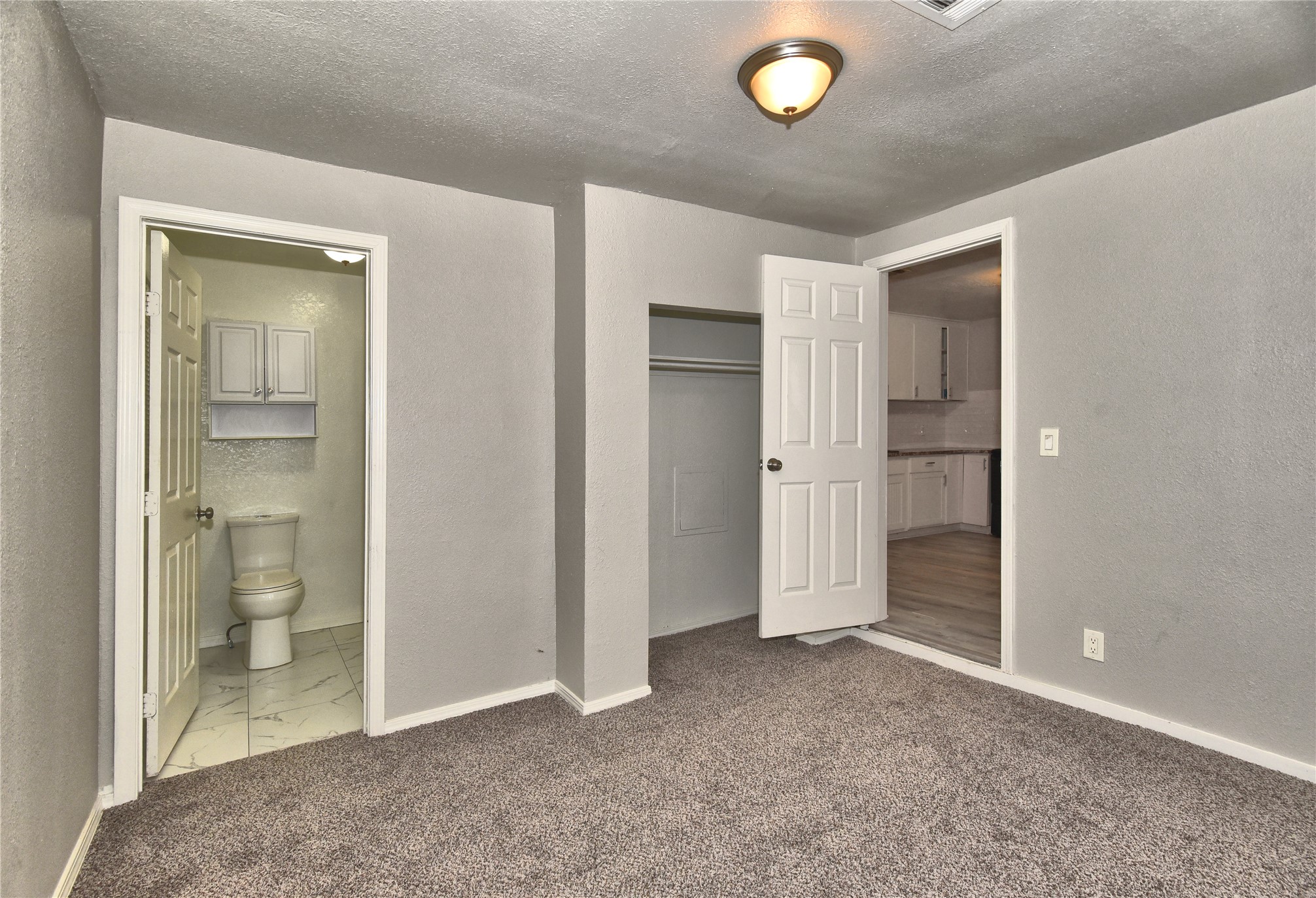502 N Industrial Avenue E Property Photo 13