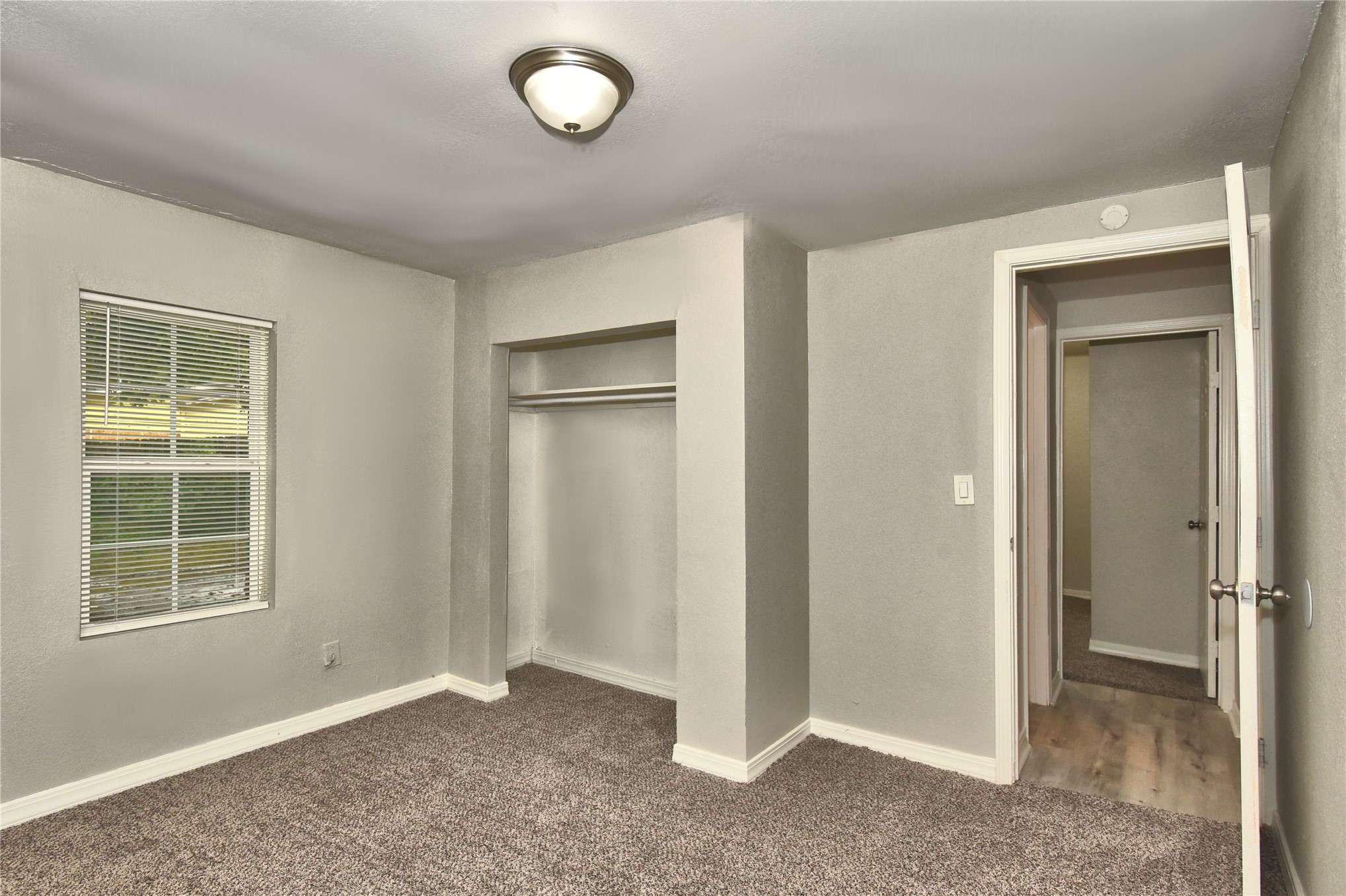 502 N Industrial Avenue E Property Photo 17