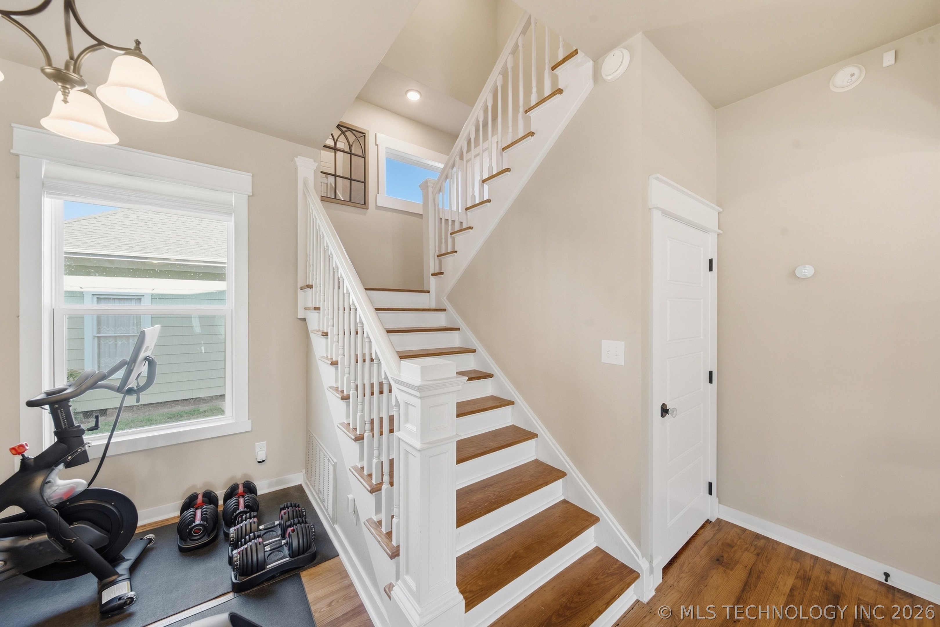 332 E 4th Street Property Photo 17