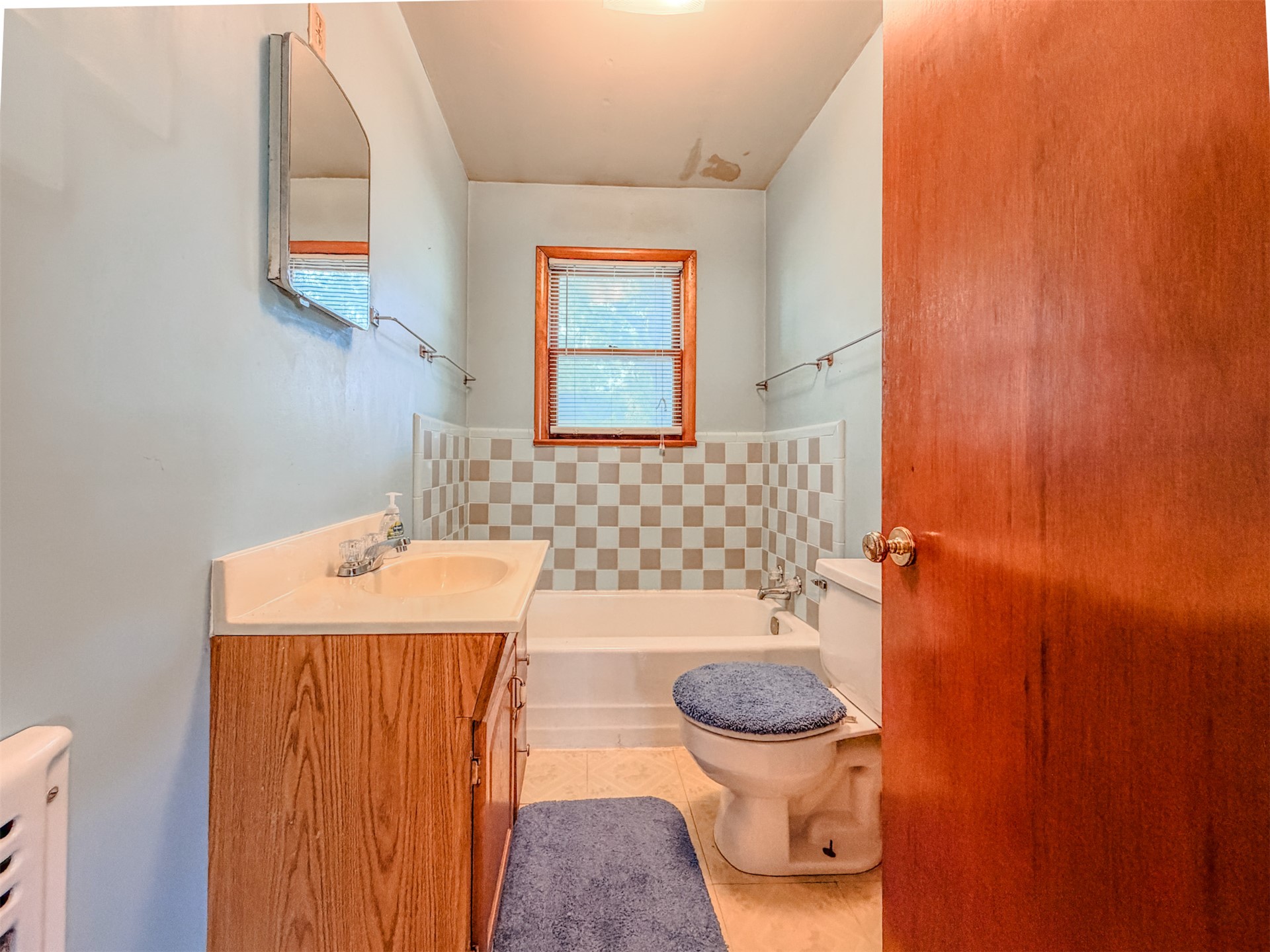 1121 W 4th Street Property Photo 24
