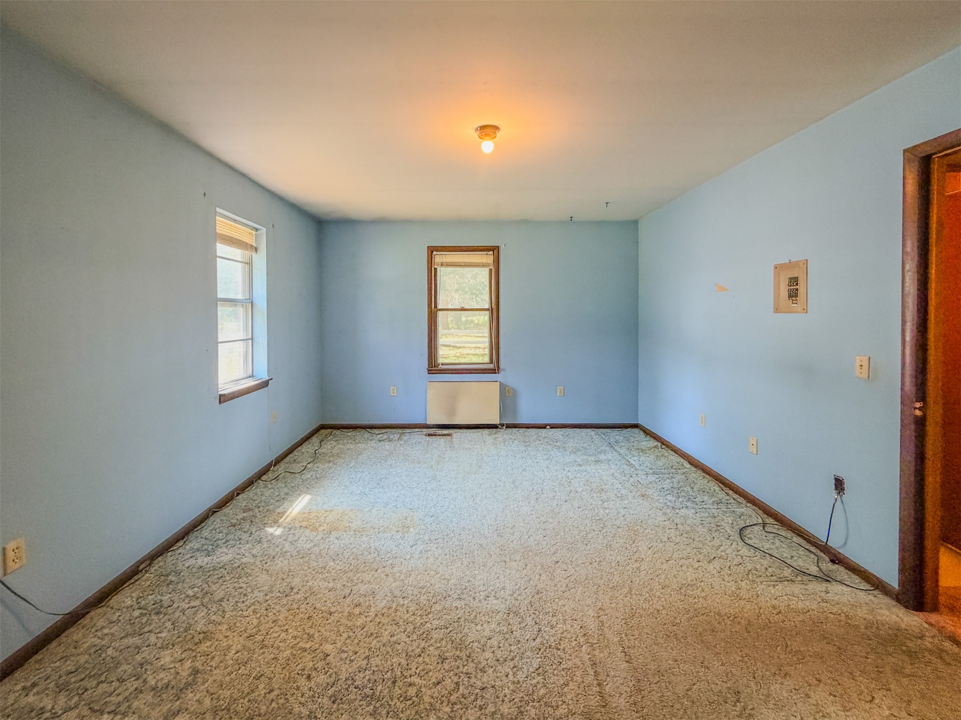 1121 W 4th Street Property Photo 31
