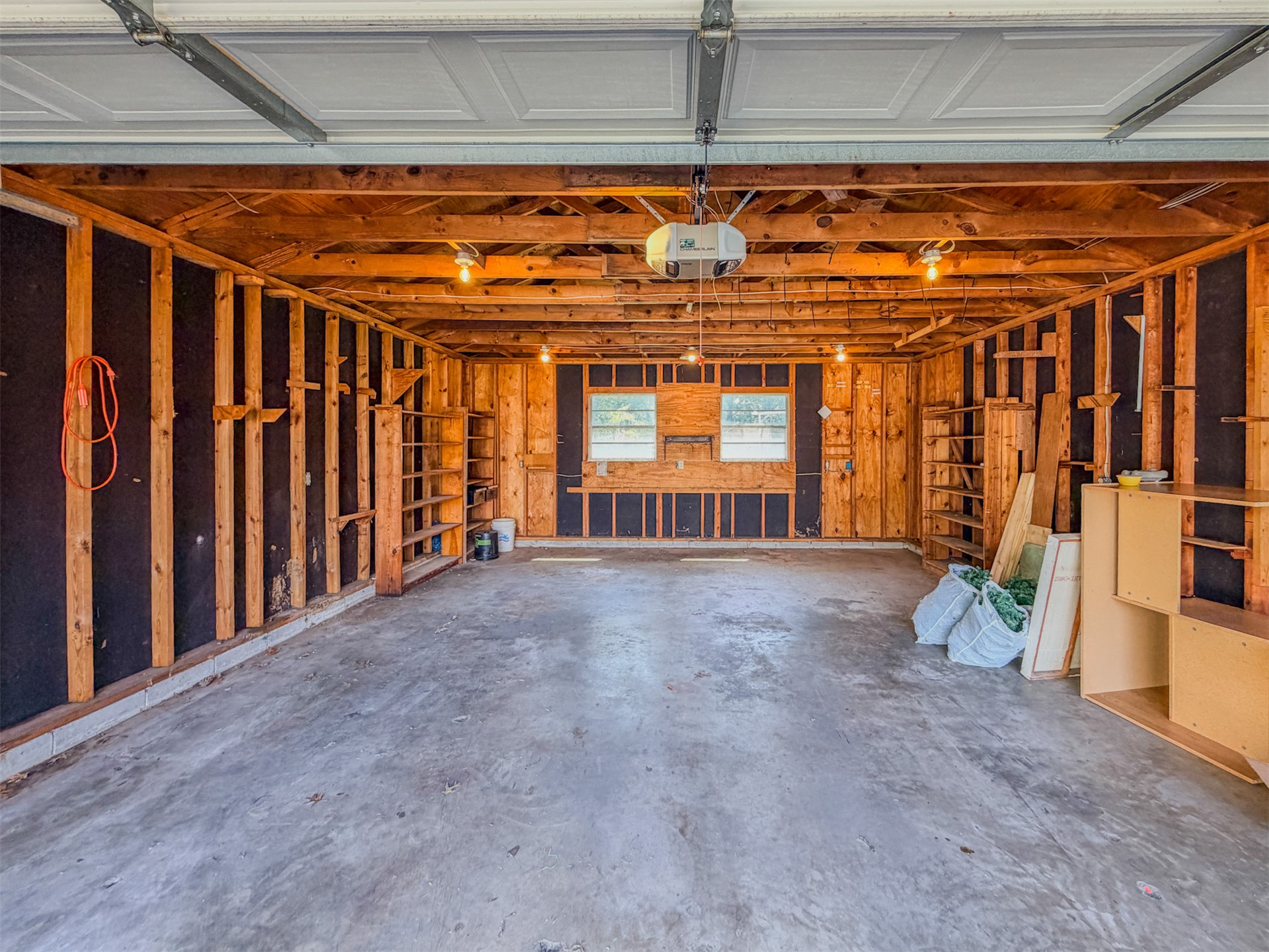 1121 W 4th Street Property Photo 45