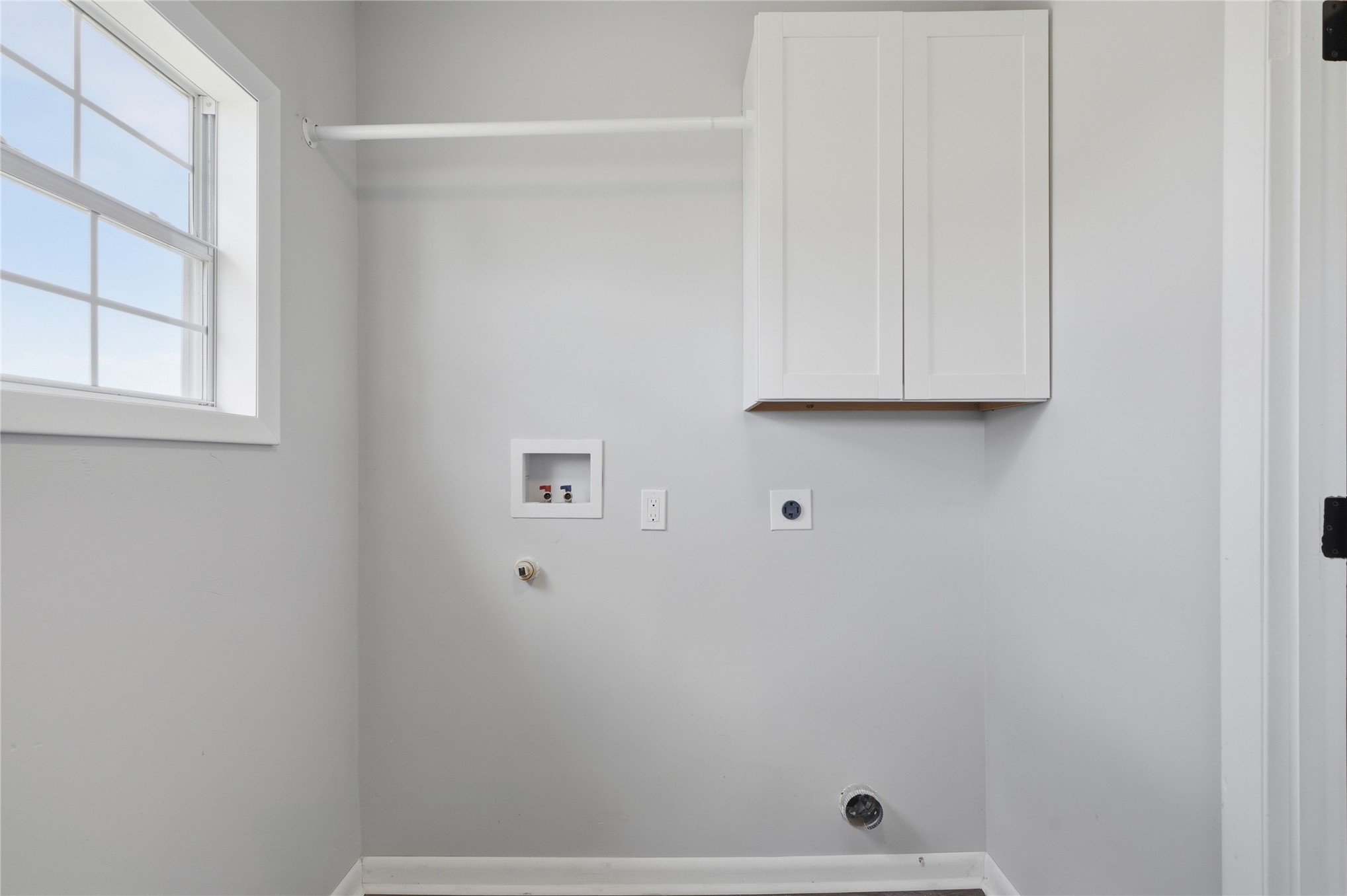 15802 Elwood Avenue Property Photo 38