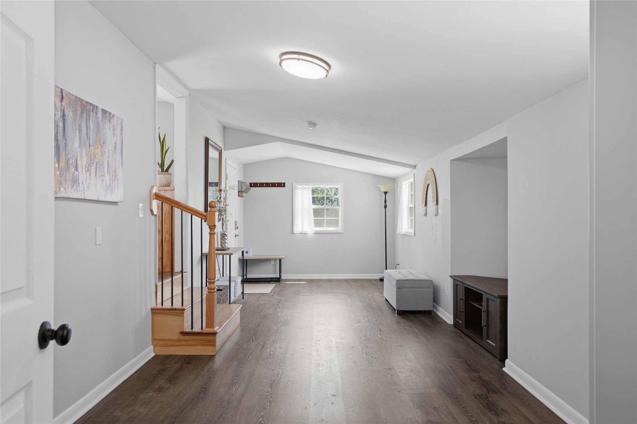 15802 Elwood Avenue Property Photo 39