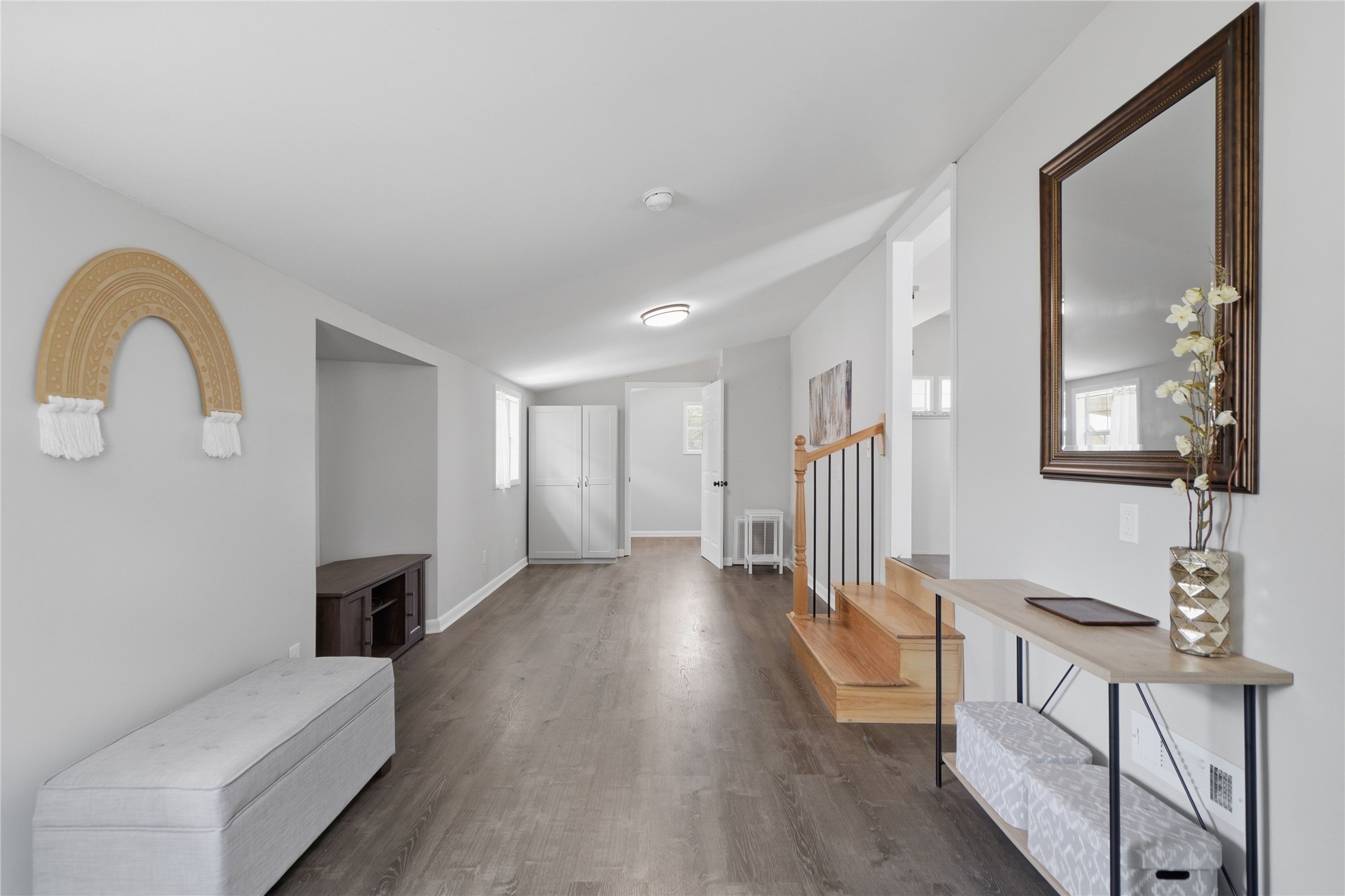 15802 Elwood Avenue Property Photo 42